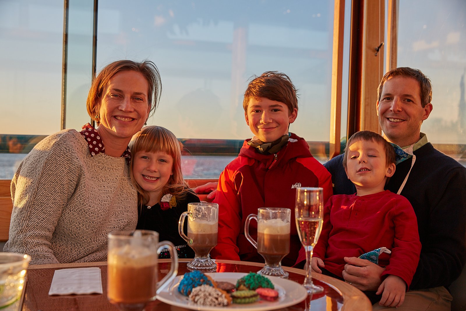 Holiday cruise in New York — image 6