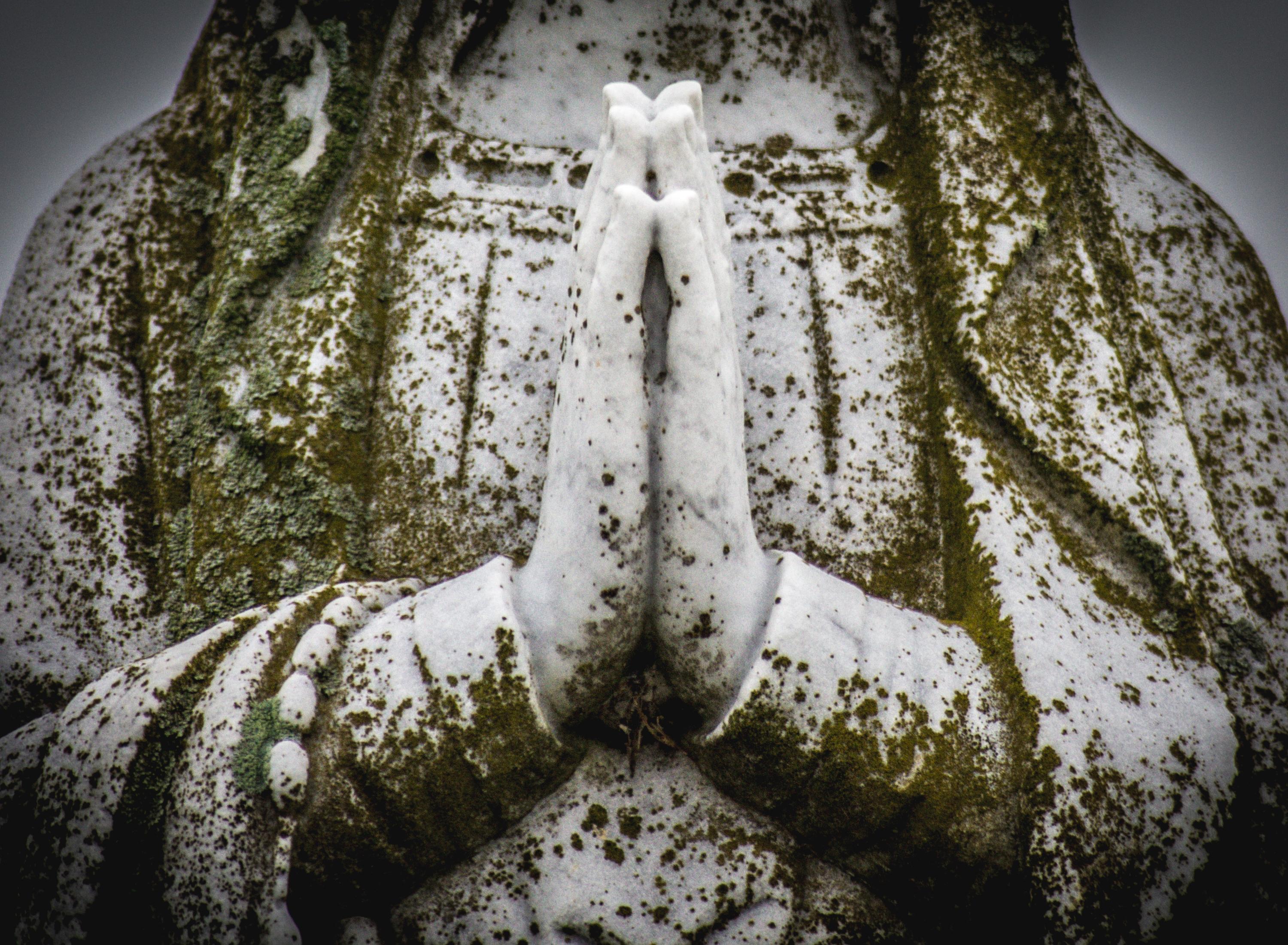 Galveston haunted cemetery ghost tour walking among the graves after dark