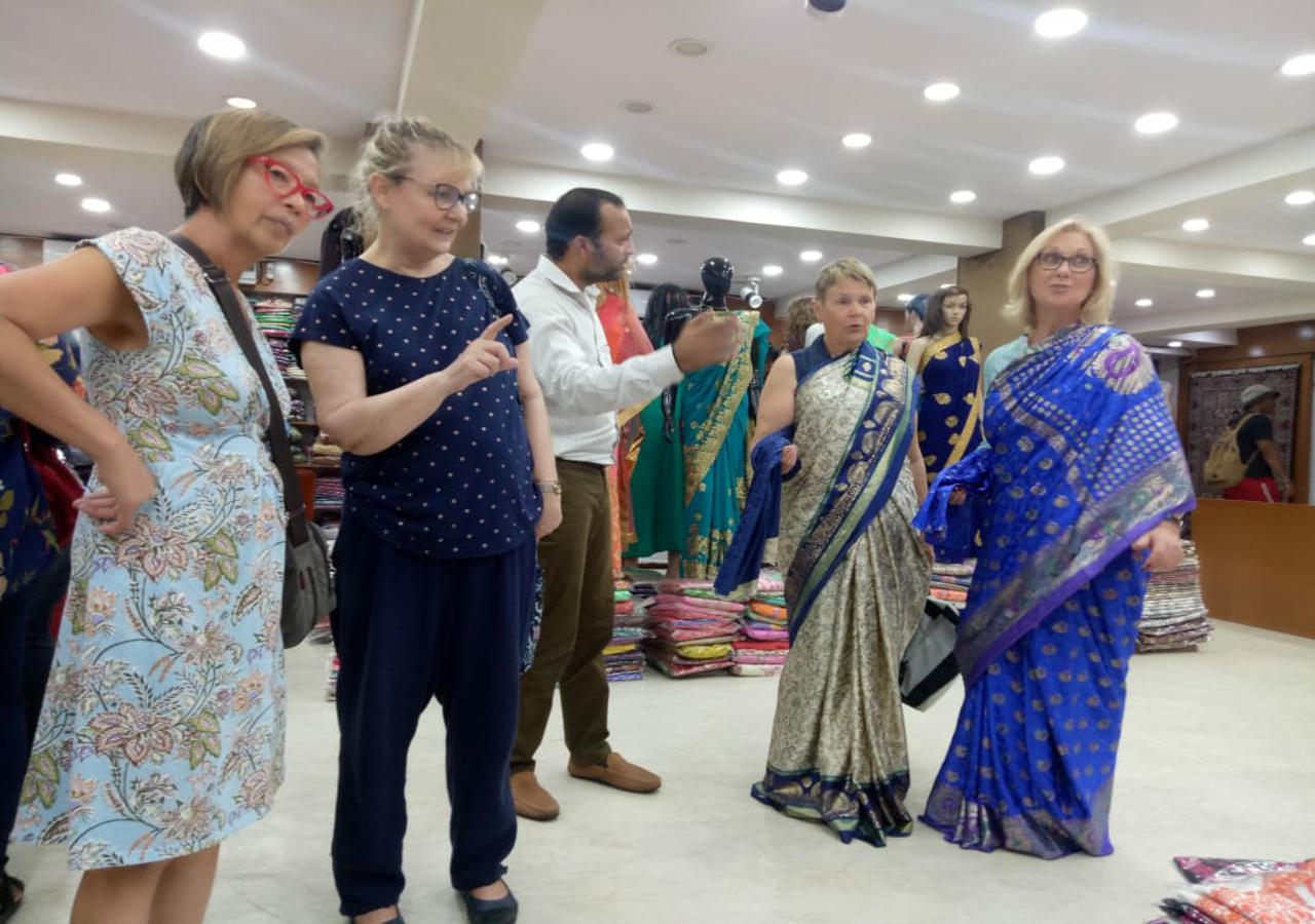 Private Full-Day Delhi Discovery: Old & New City Tour