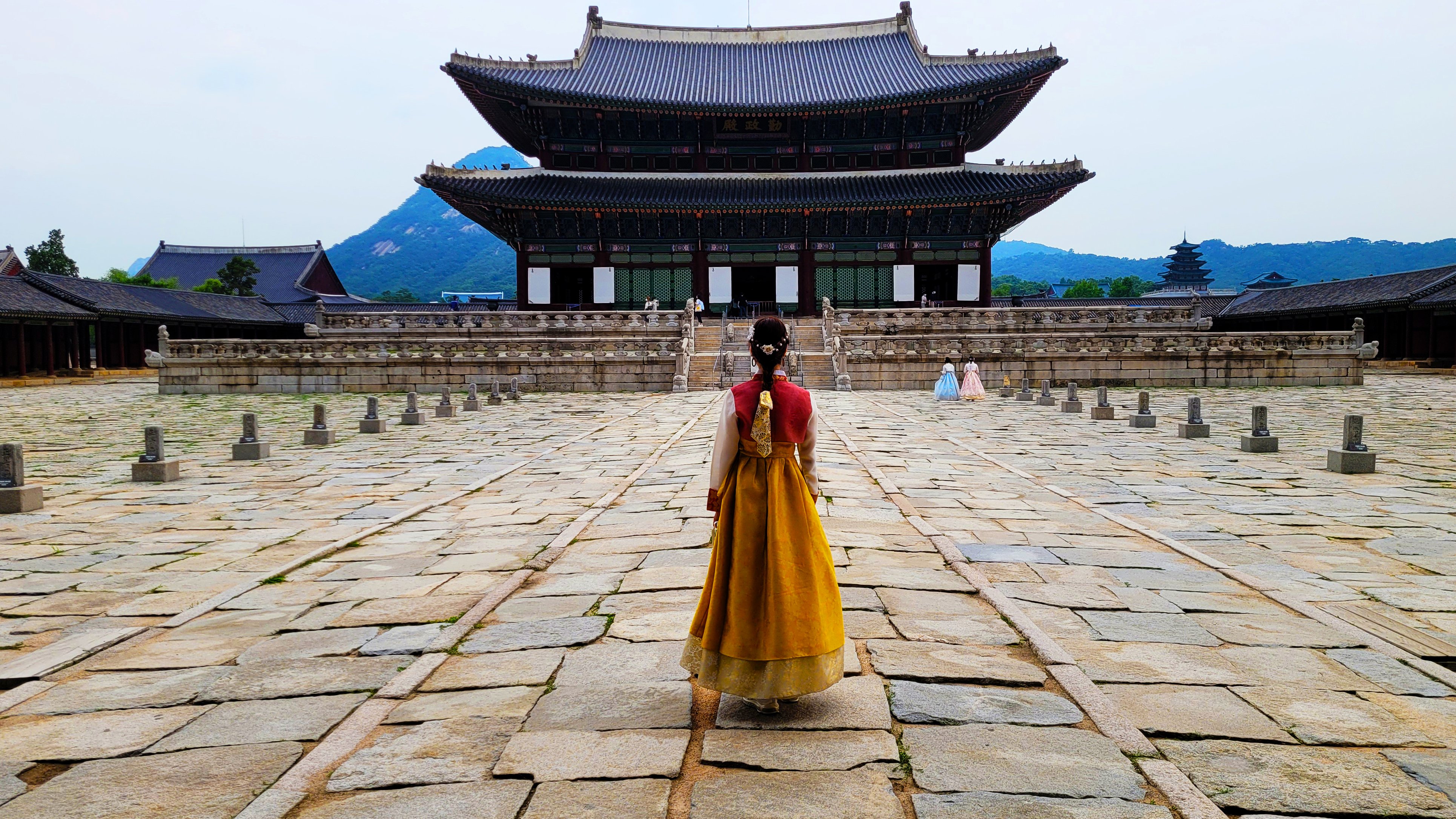 [Private Tour] Seoul Highlights: Palace, Temple & Bukchon