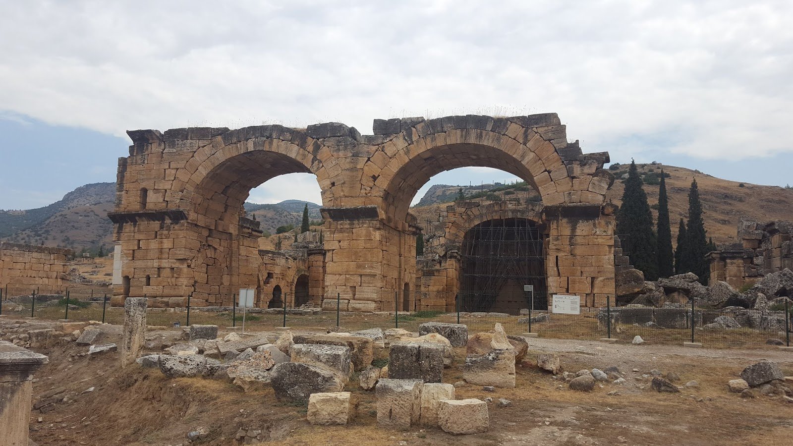 Pamukkale & Hierapolis Full-Day Guided Excursion