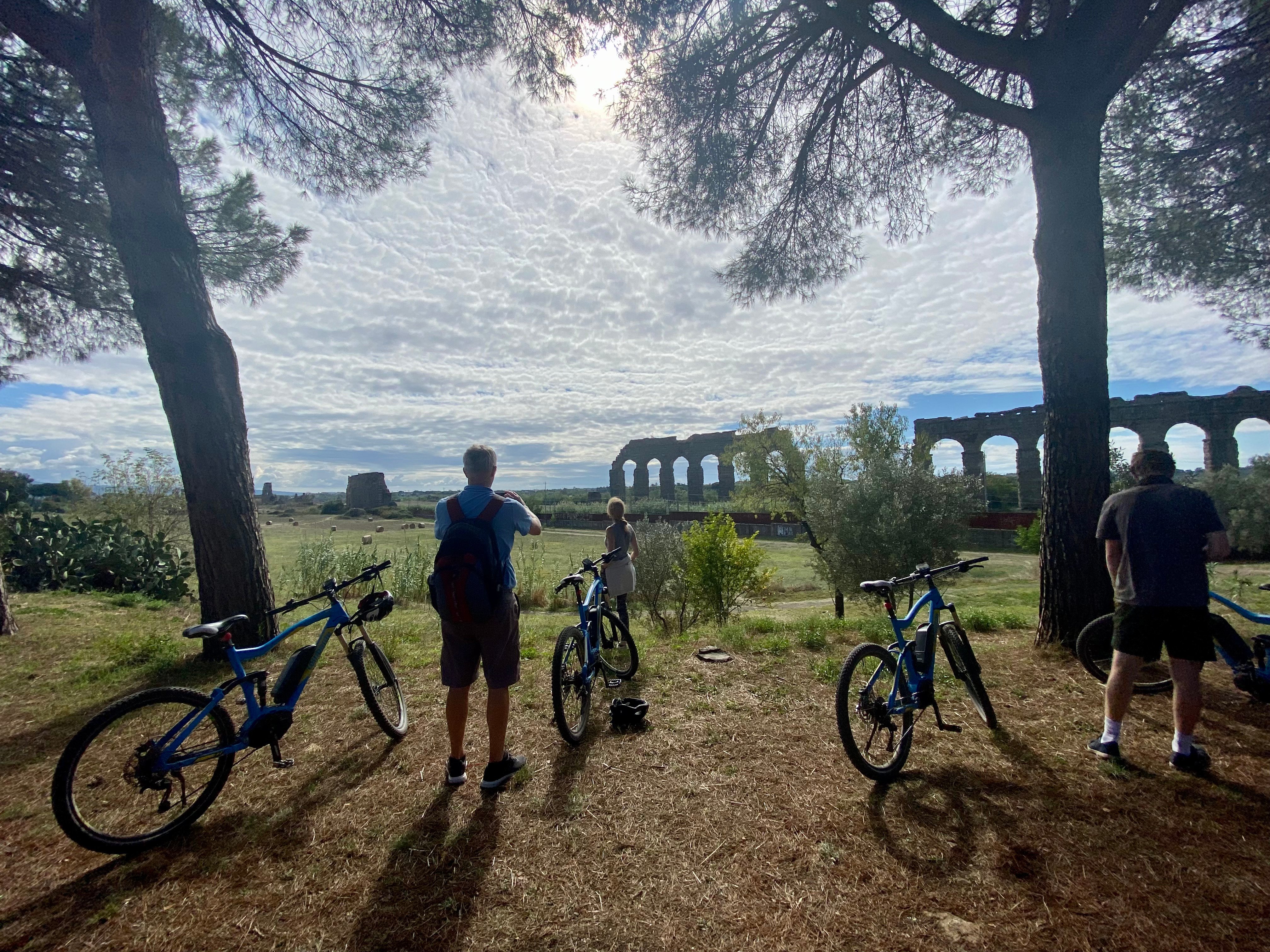 Appian Way bike tour Rome Via Appia Antica aqueducts — image 5