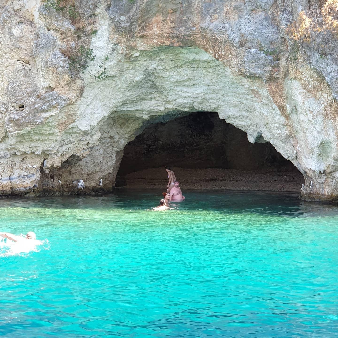 Island-Hopping Cruise from Nydri with Greek Lunch