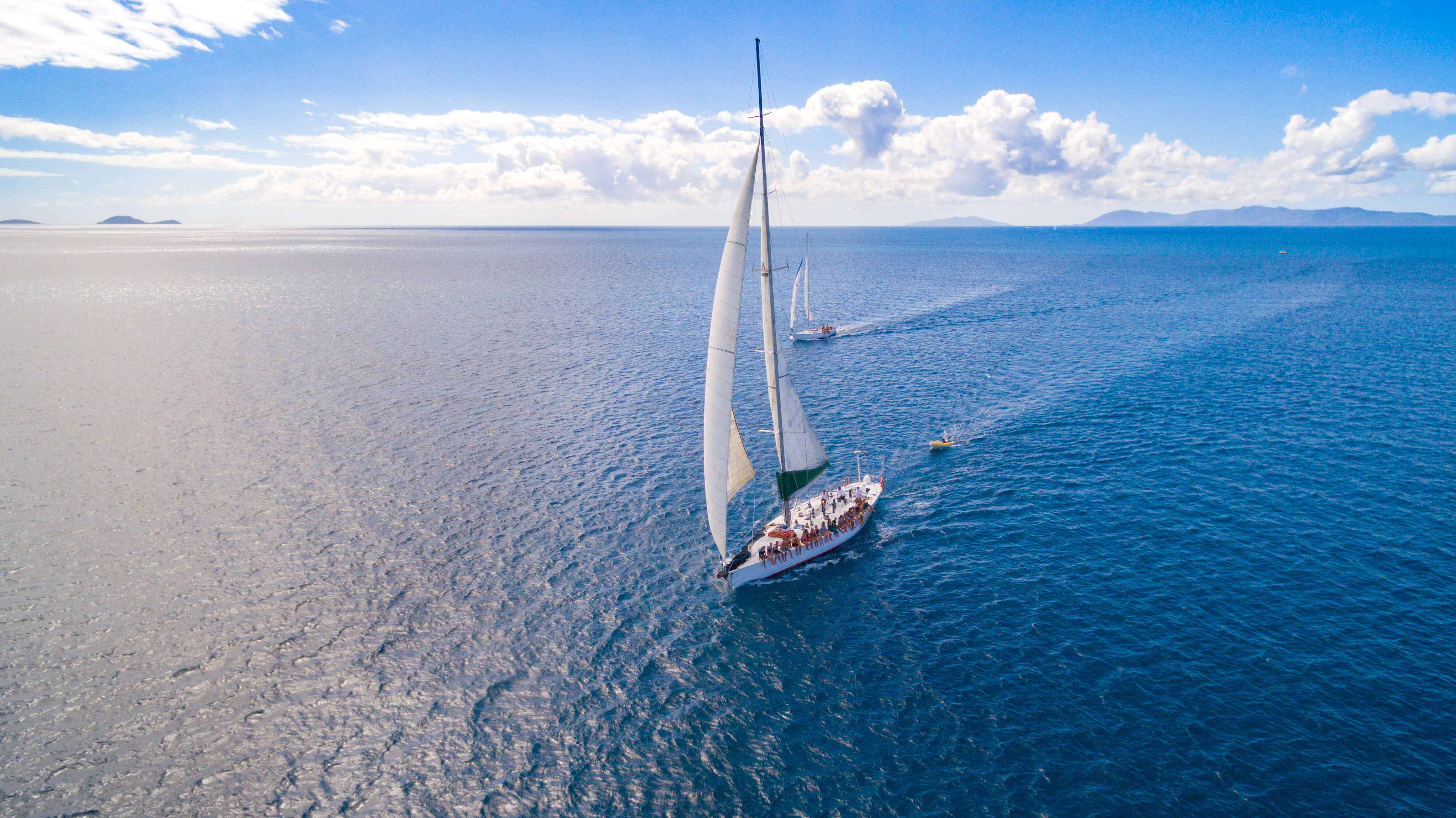 Whitsundays 2-Night Sailing Adventure from Airlie Beach