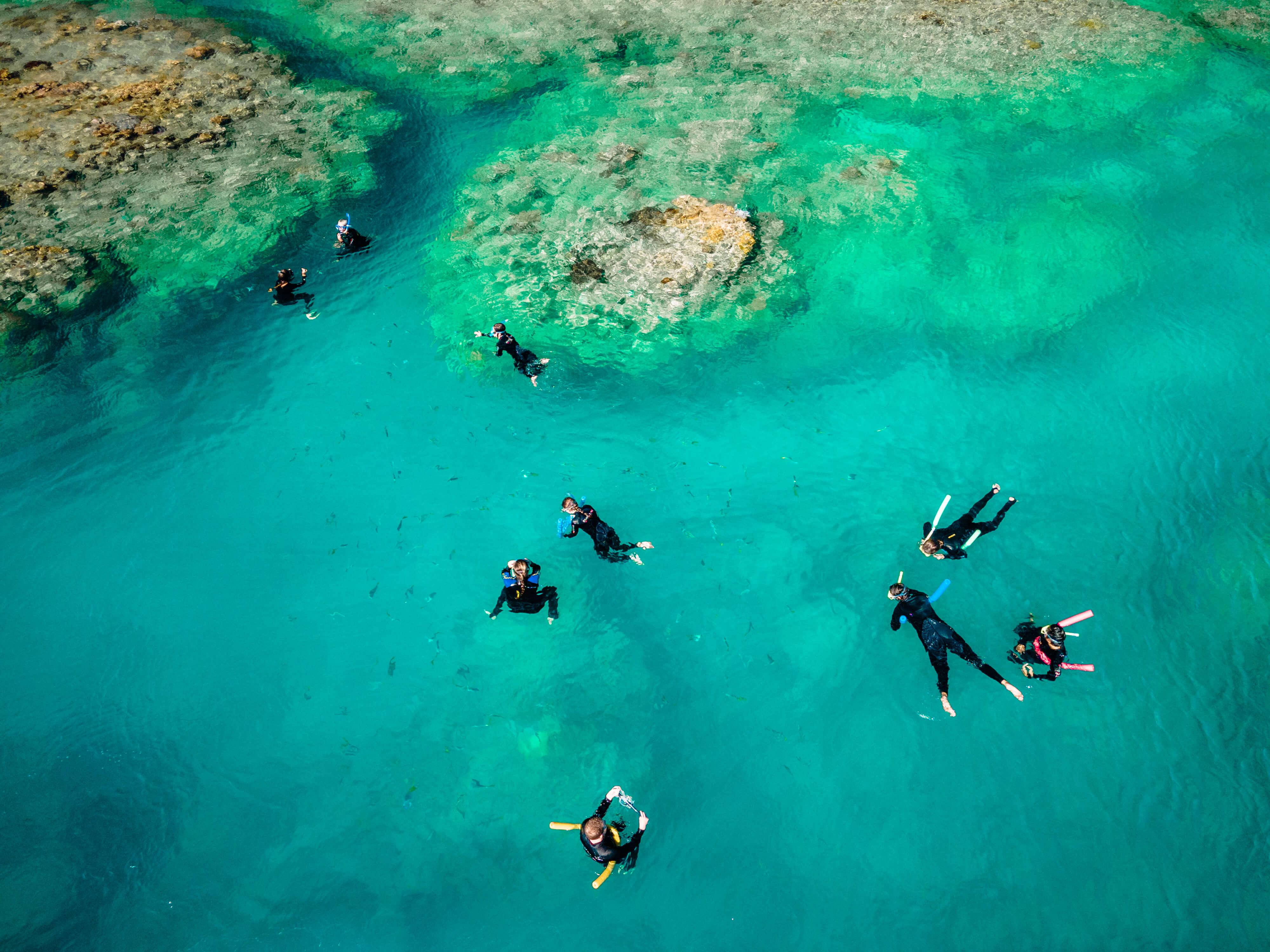 Whitsunday Islands 2-Day Sailing Adventure from Airlie Beach