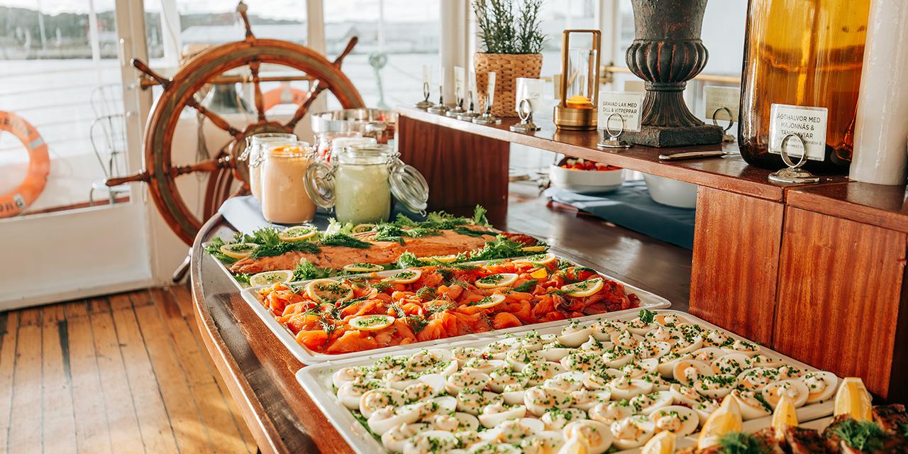 Archipelago Seafood Cruise with Live Music