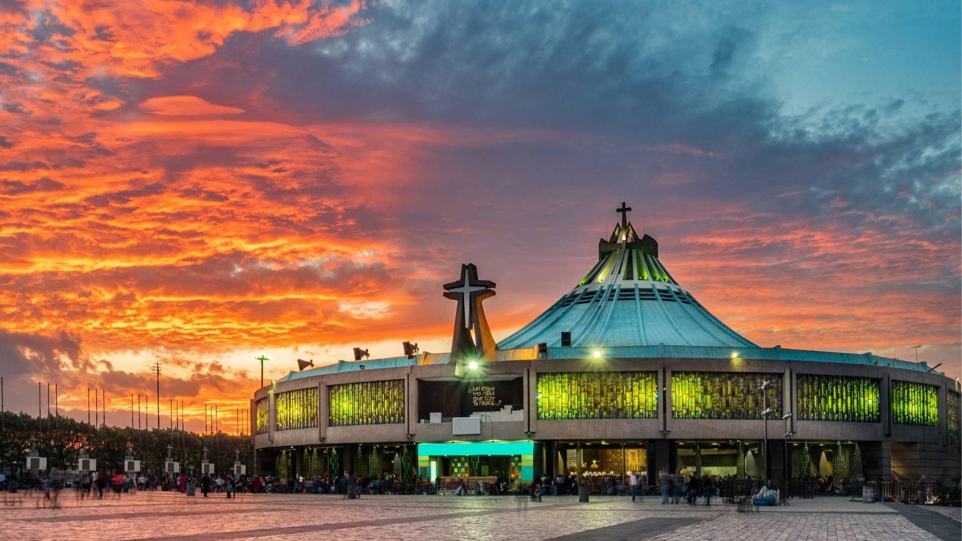 Guadalupe Basilica & Teotihuacan Pyramids Day Trip