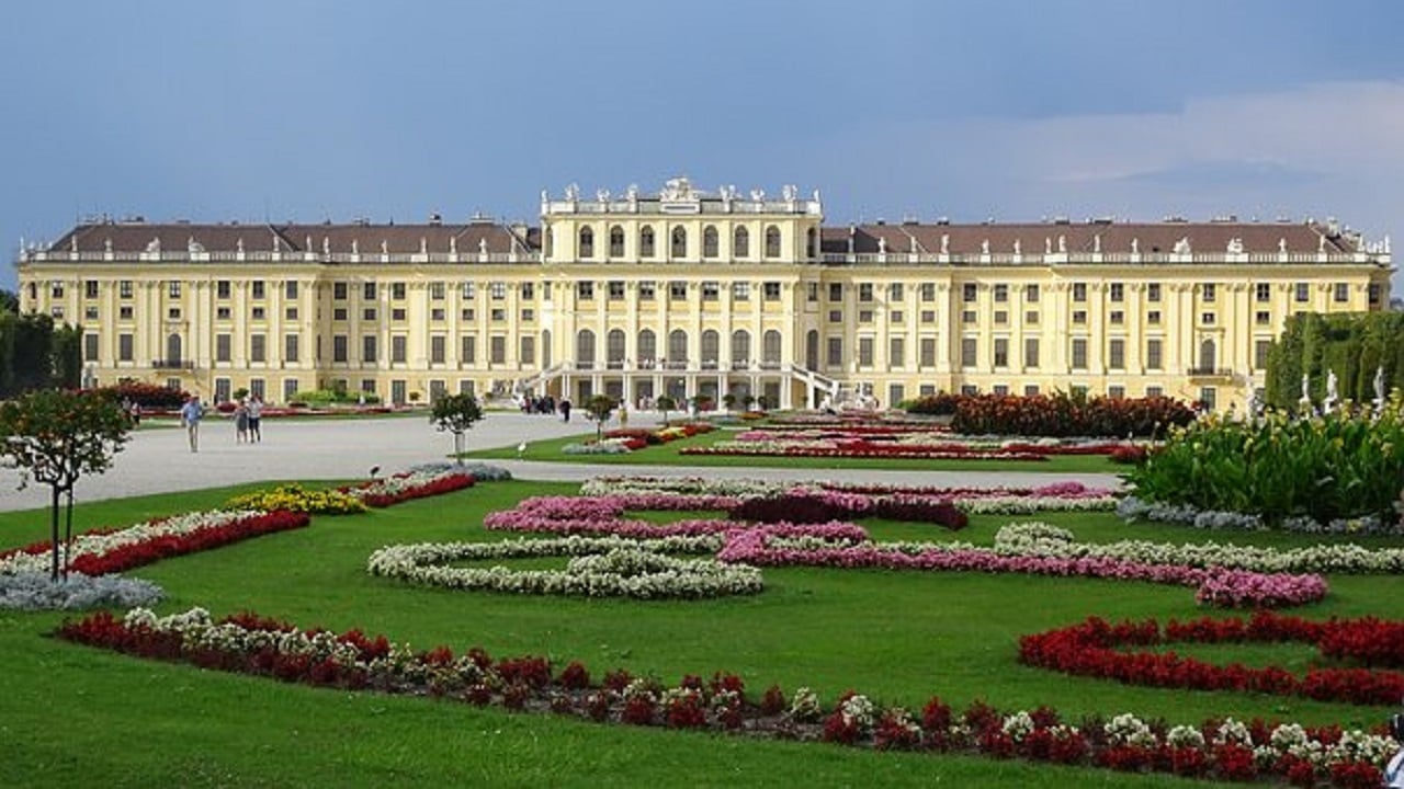 Tour privado al Palacio de Schönbrunn con acceso sin colas