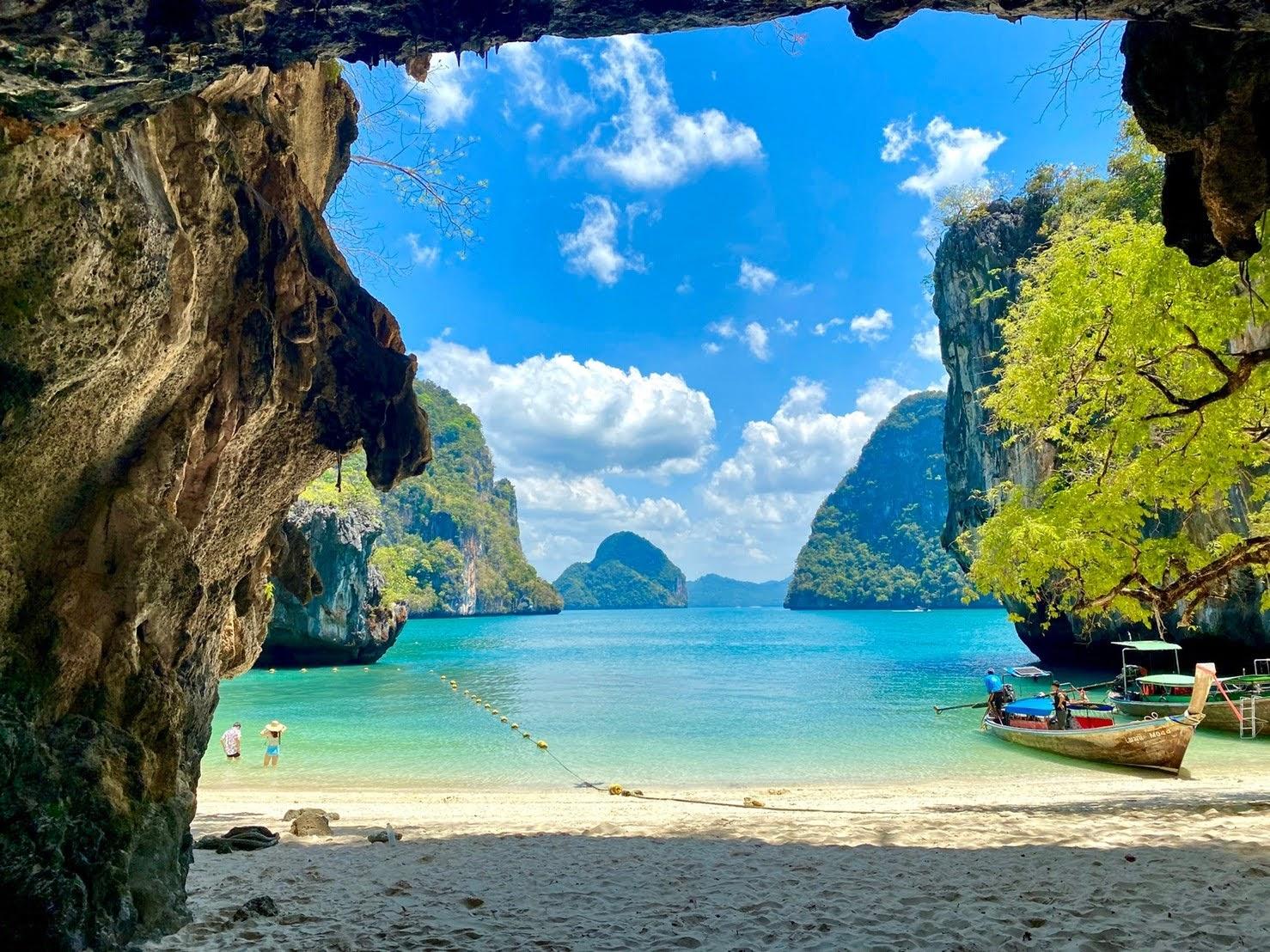 Krabi Hong Island Longtail Boat & Kayak Day Trip with Buffet Lunch