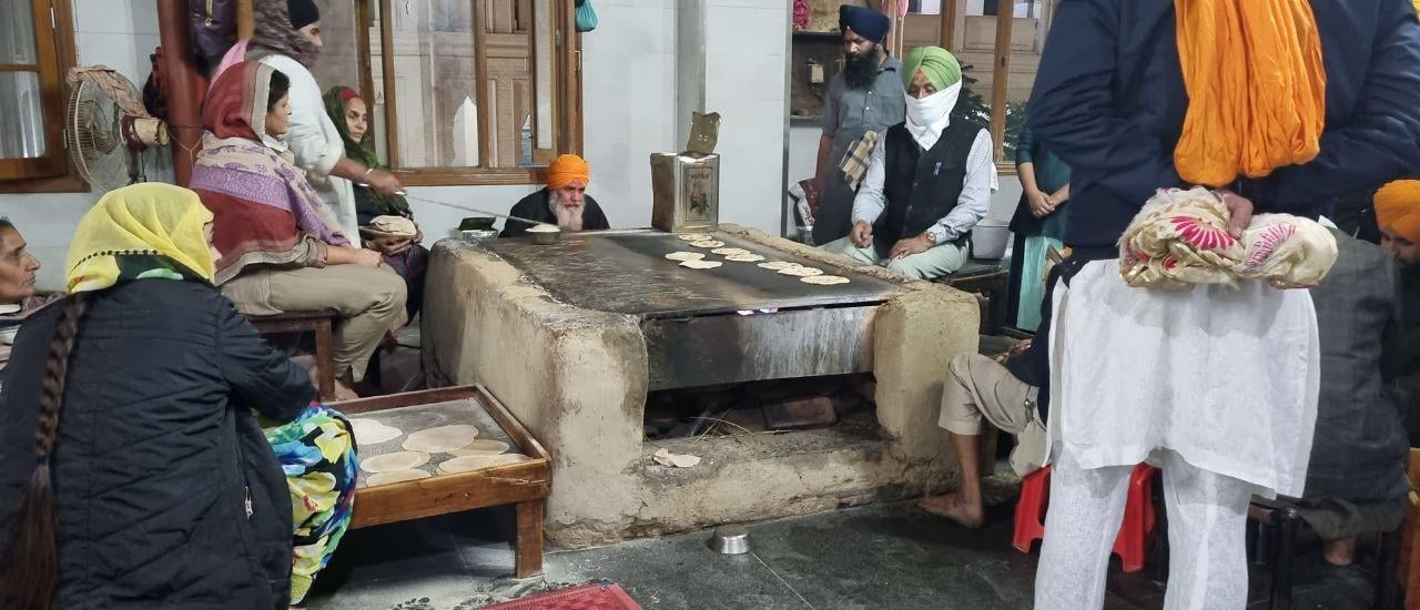 Amritsar: Golden Temple & Jallianwala Bagh Guided Walking Tour
