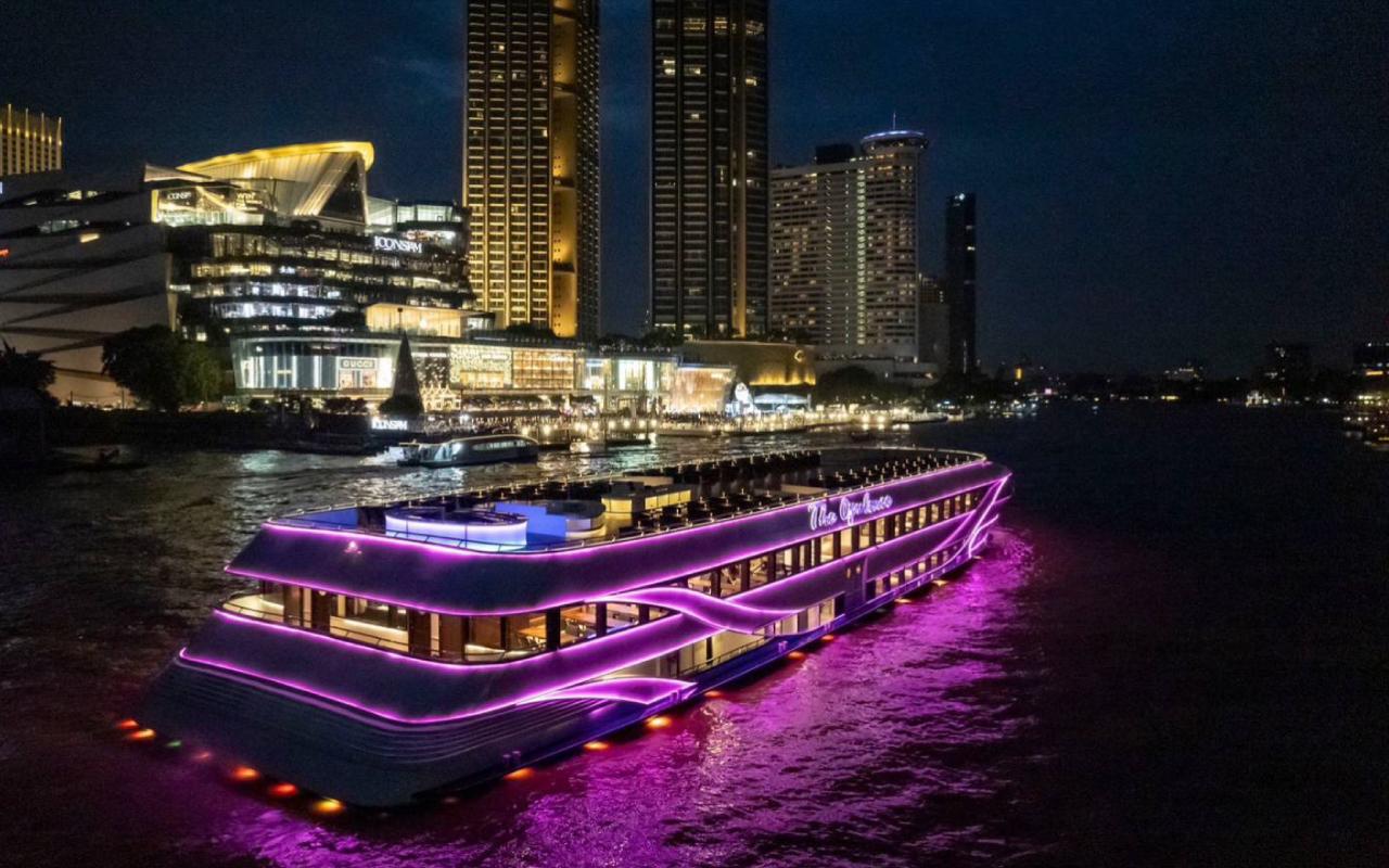 Bangkok Luxury Chao Phraya River Dinner Cruise