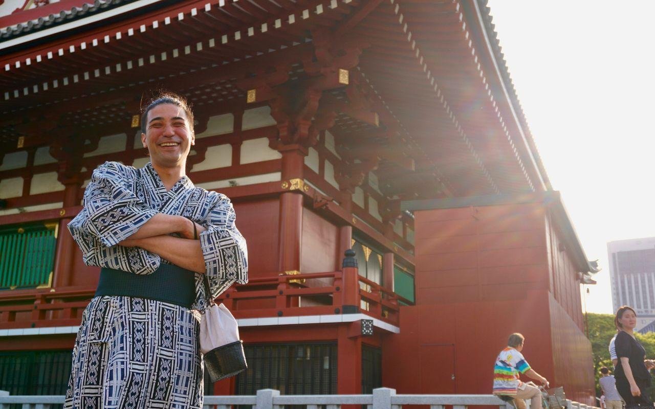 Asakusa Kimono Rental – Full-Day Traditional Dress Experience