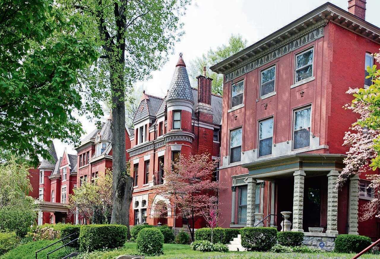 Old Louisville Architecture & History Walking Tour
