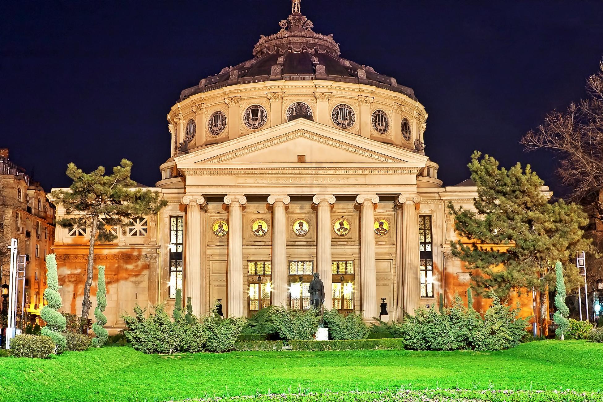 Bucharest Essential Highlights Walking Tour