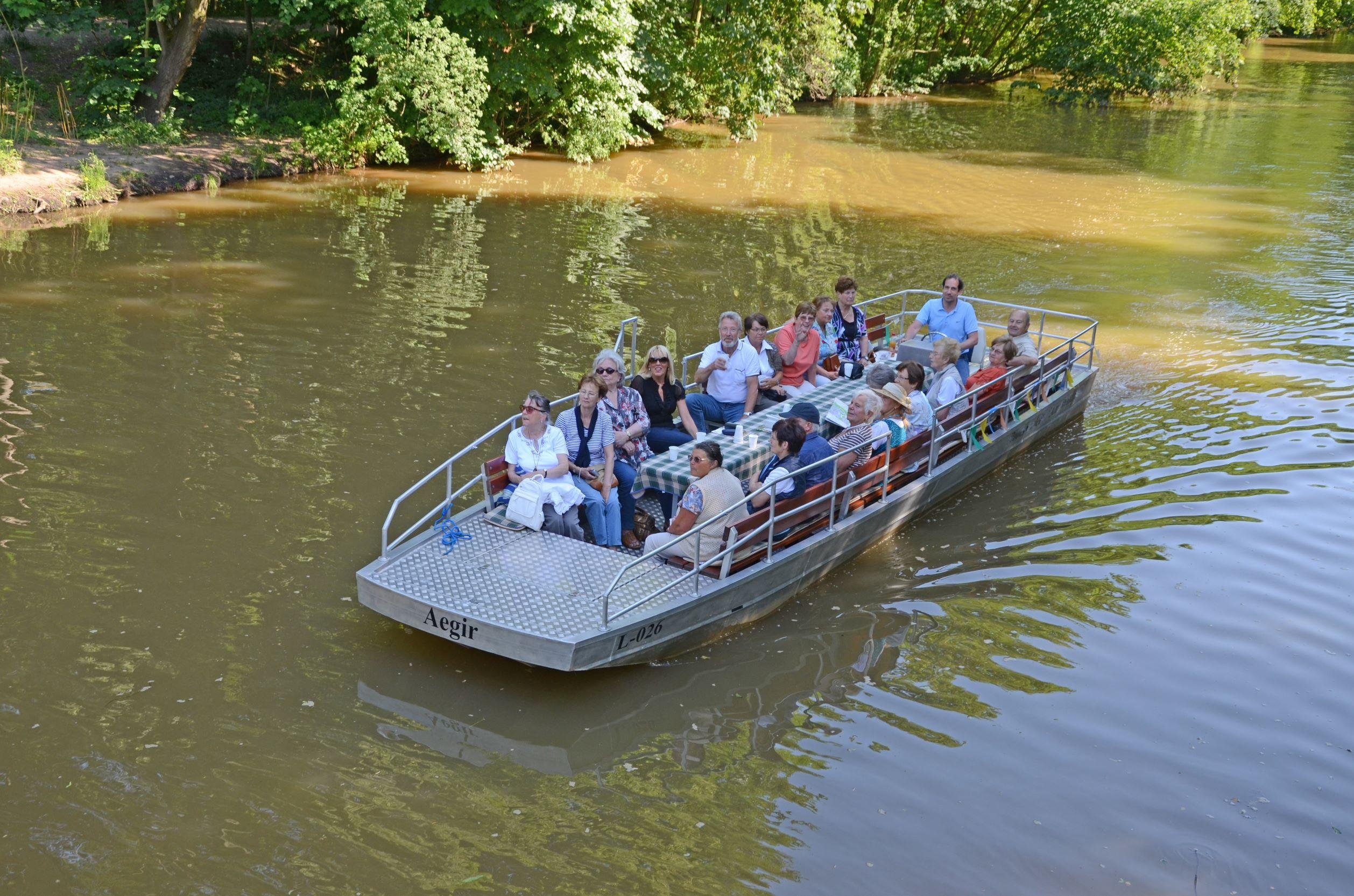 Pleiße River Forest Cruise
