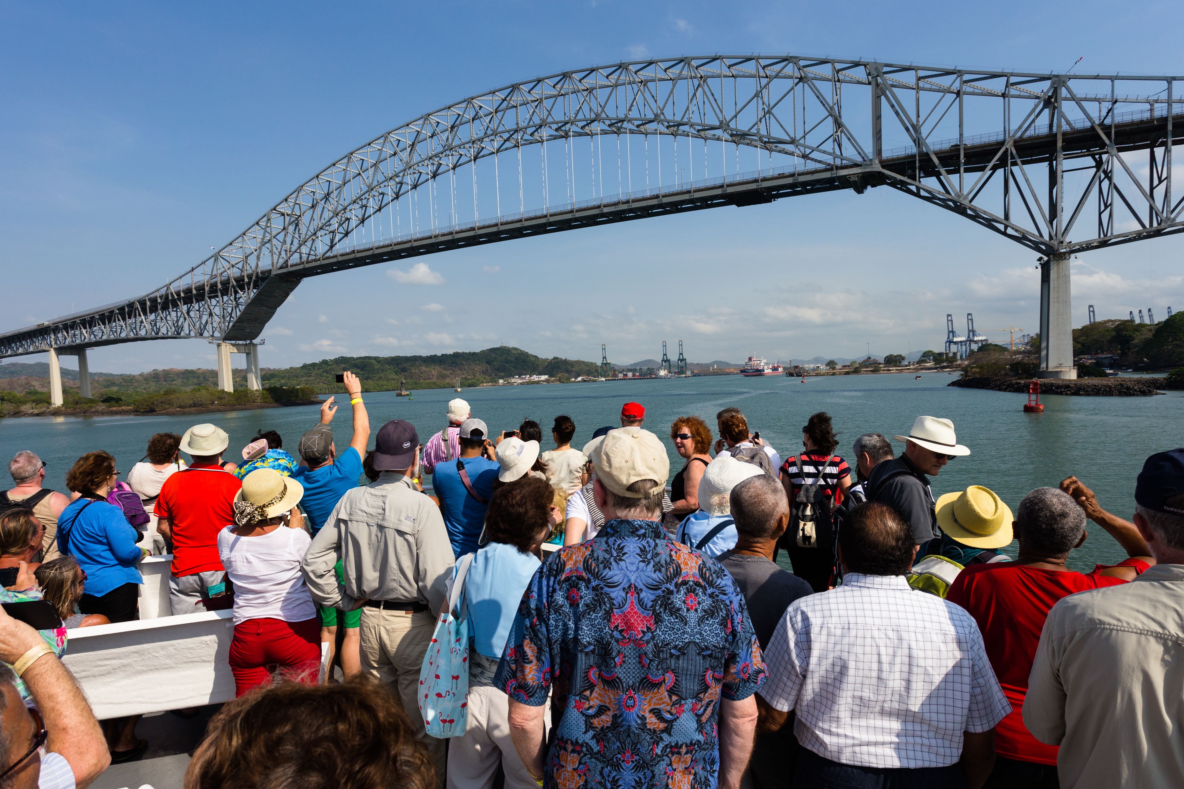 Panama Canal Southbound Cruise: 6-Hour Canal Adventure