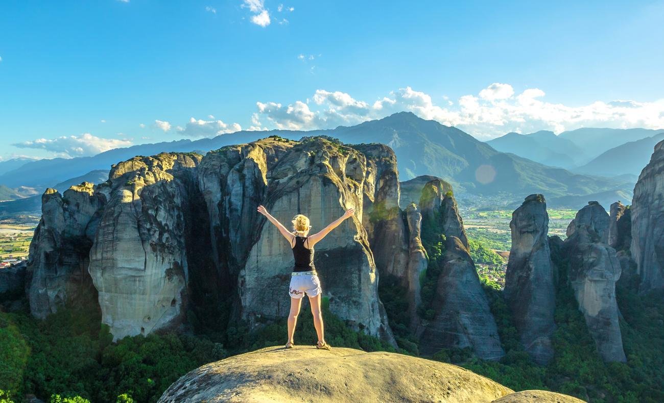 Thessaloniki to Meteora: Full-Day Guided Bus Excursion