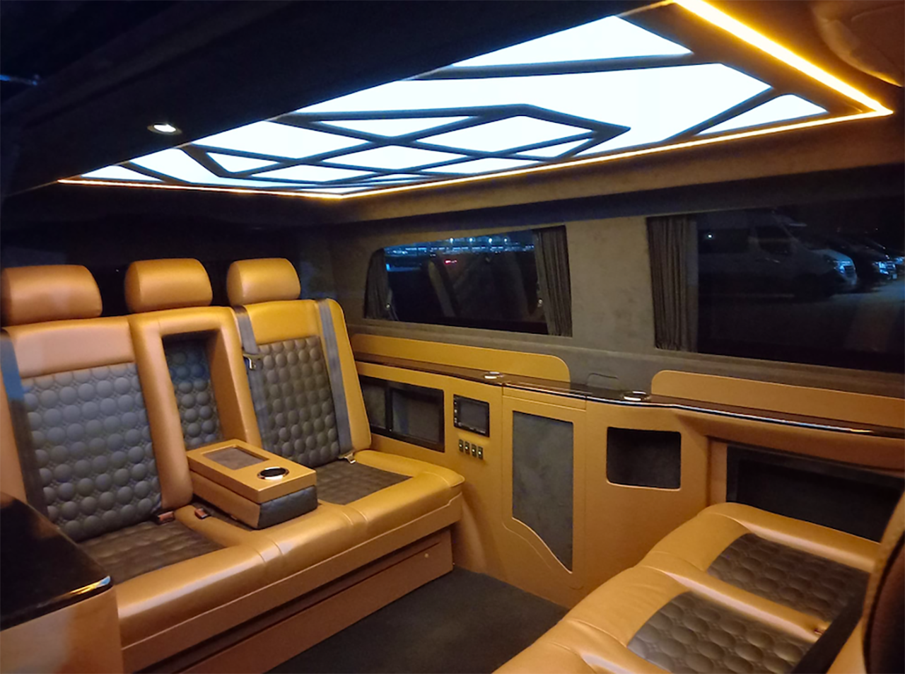 Istanbul Airport (IST) Private Door-to-Door Transfer