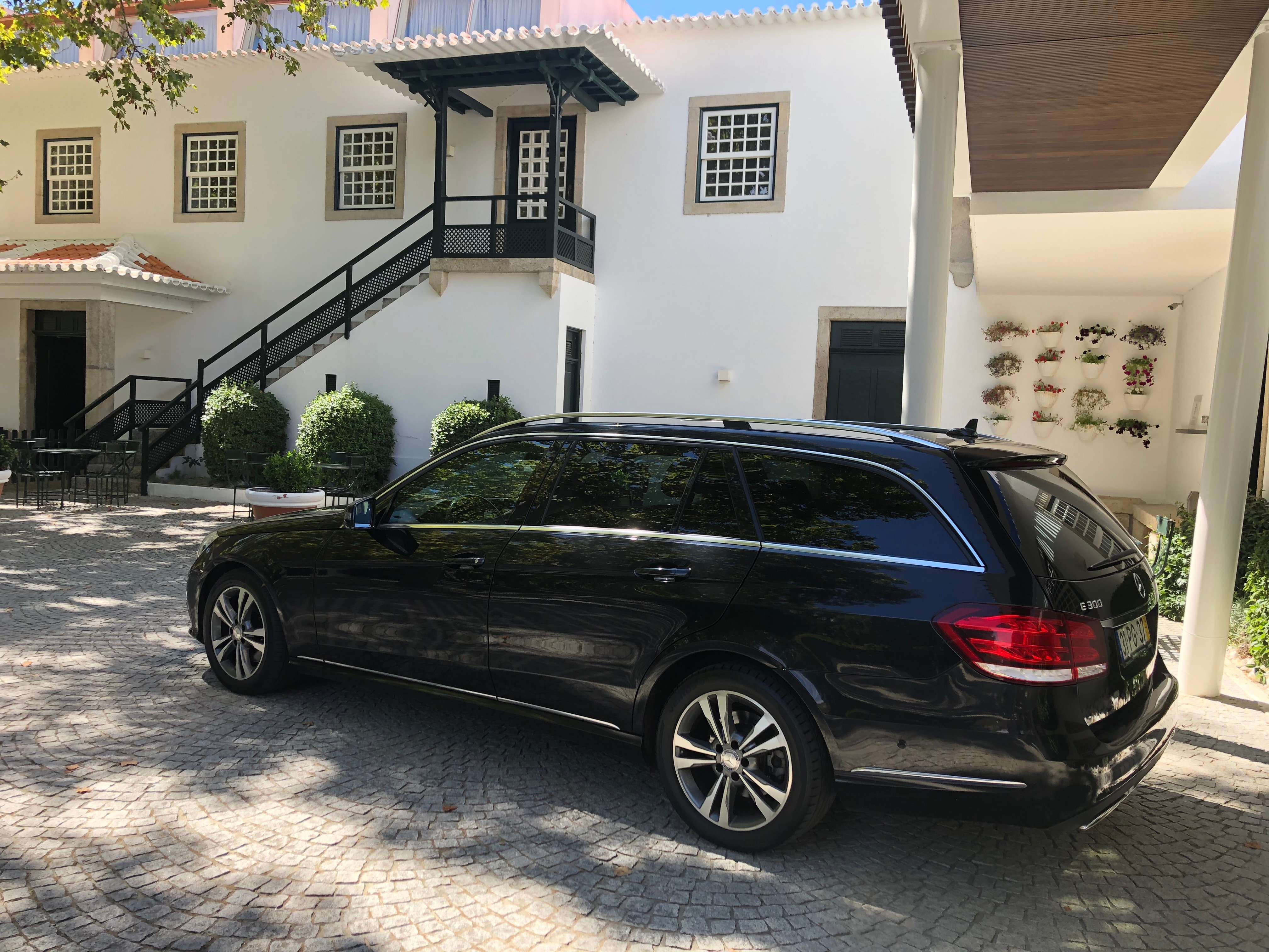 Private Douro Valley Day Tour from Porto with River Cruise & Wine Tasting