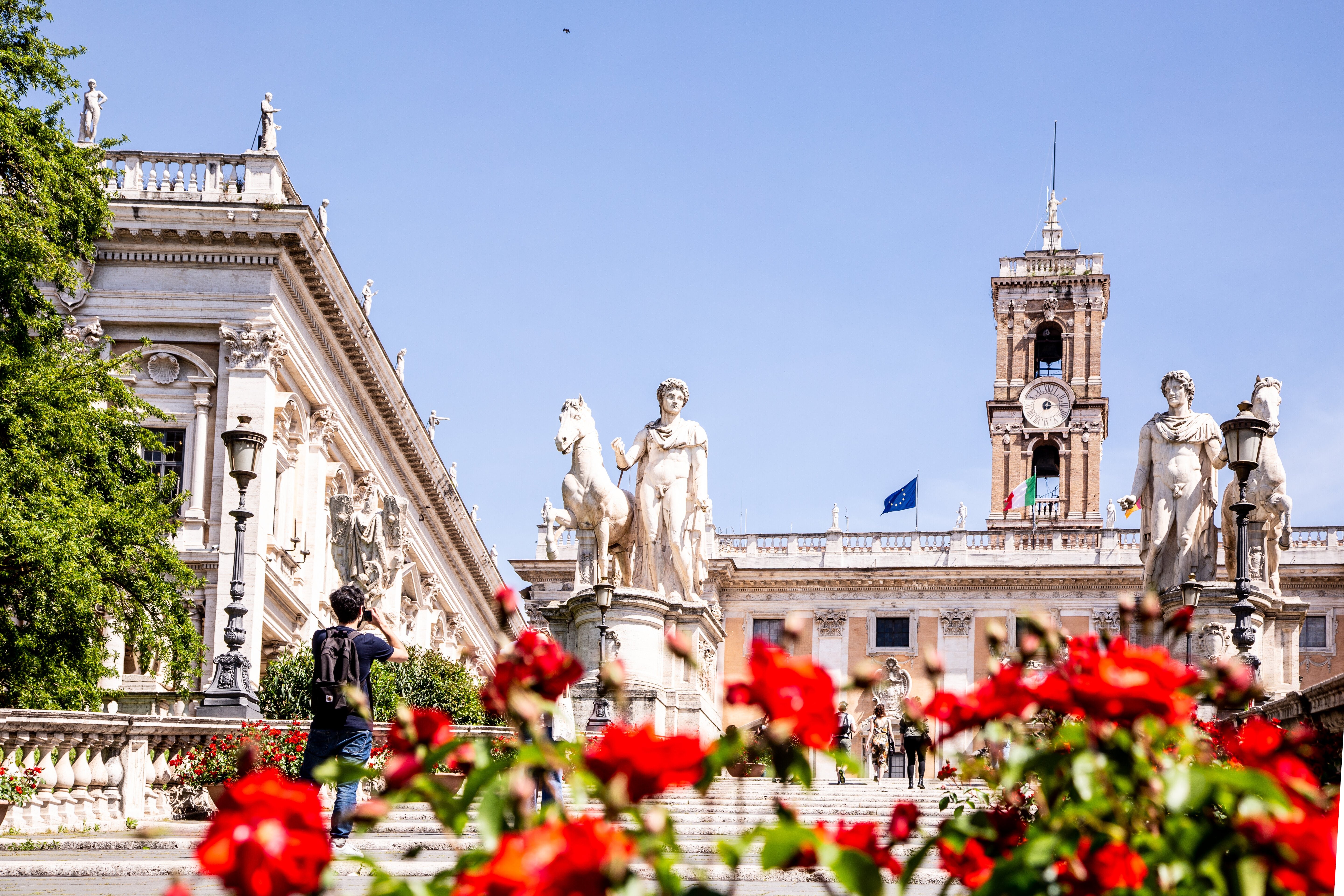 quarter tour in Rome — photo 1