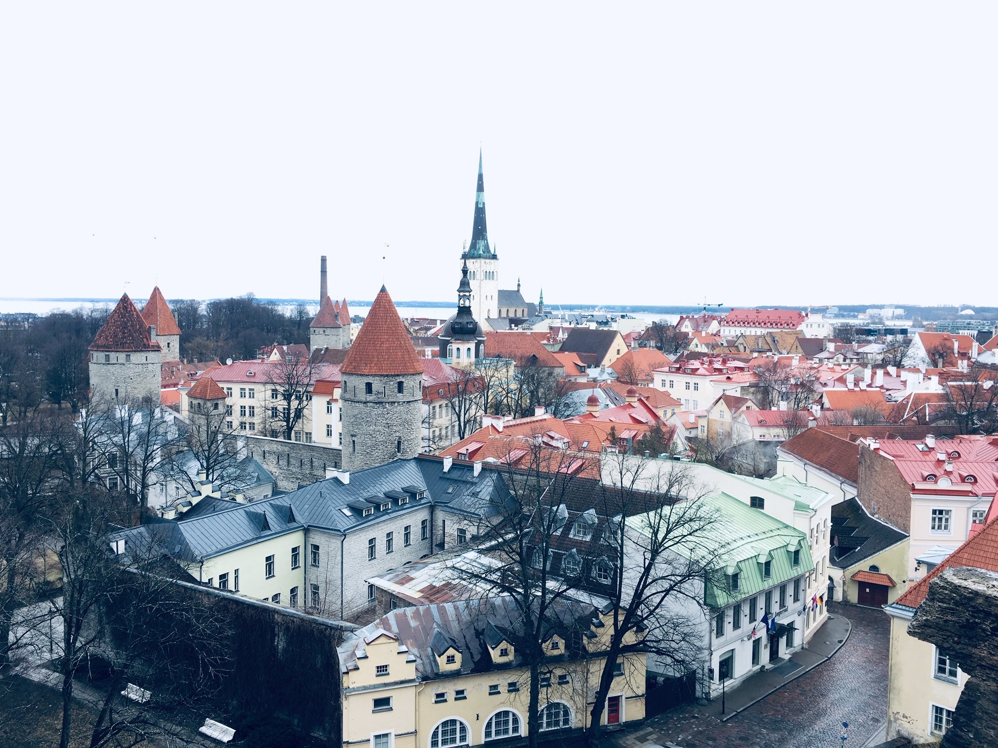 Tallinn Day Trip from Helsinki with Hotel Pickup