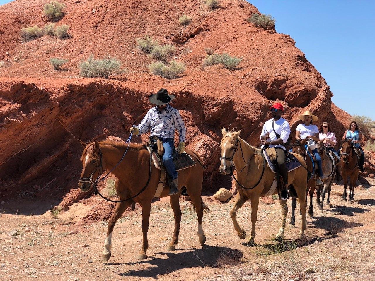 Las Vegas Desert Horseback Riding Adventure