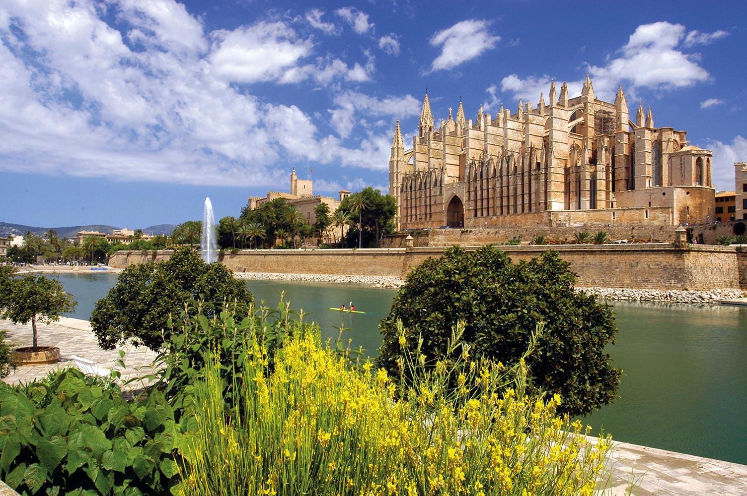 Palma de Mallorca: Historic City & Cathedral Walking Tour