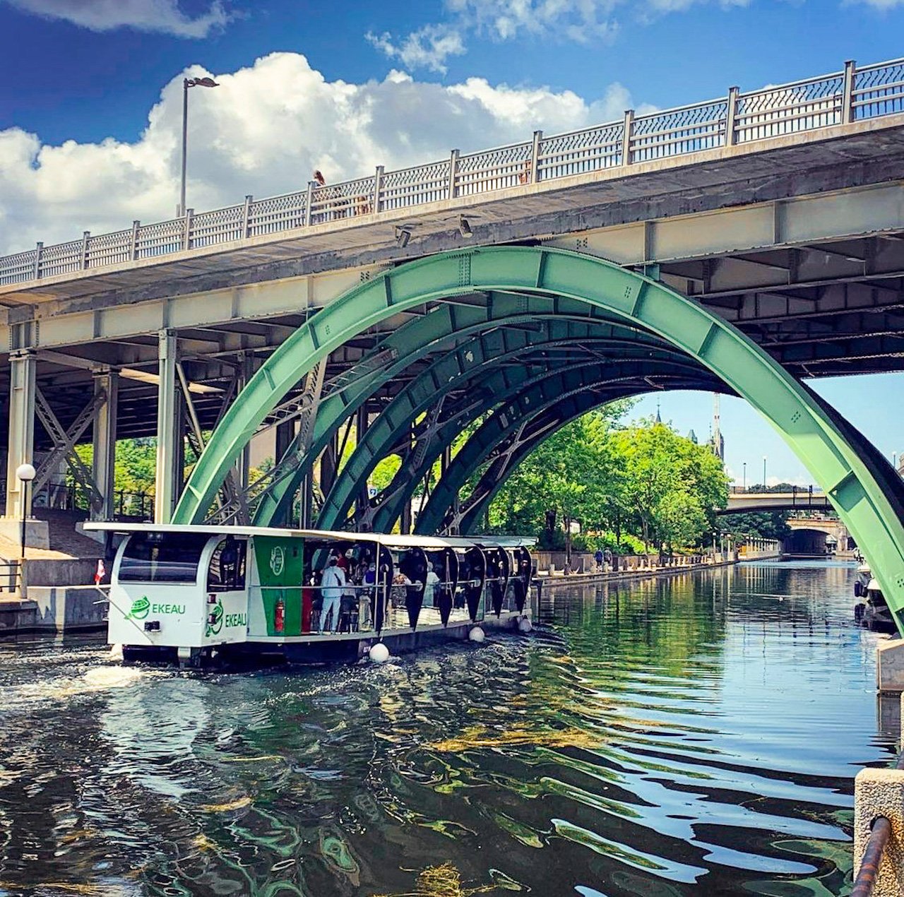 Rideau Canal Electric Boat Tour