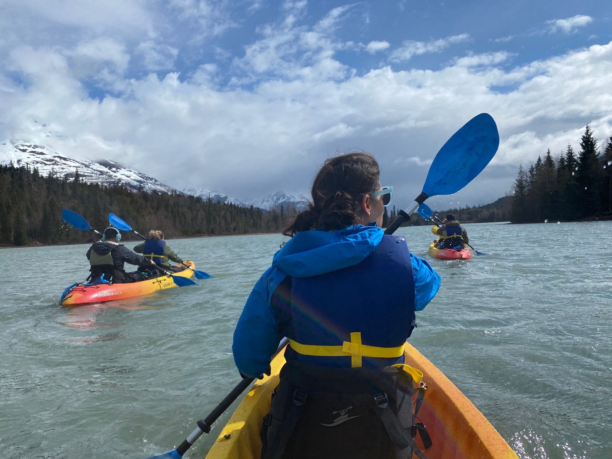 Seward Area Glacial Lake Kayaking Tour 1.5 hr from Anchorage