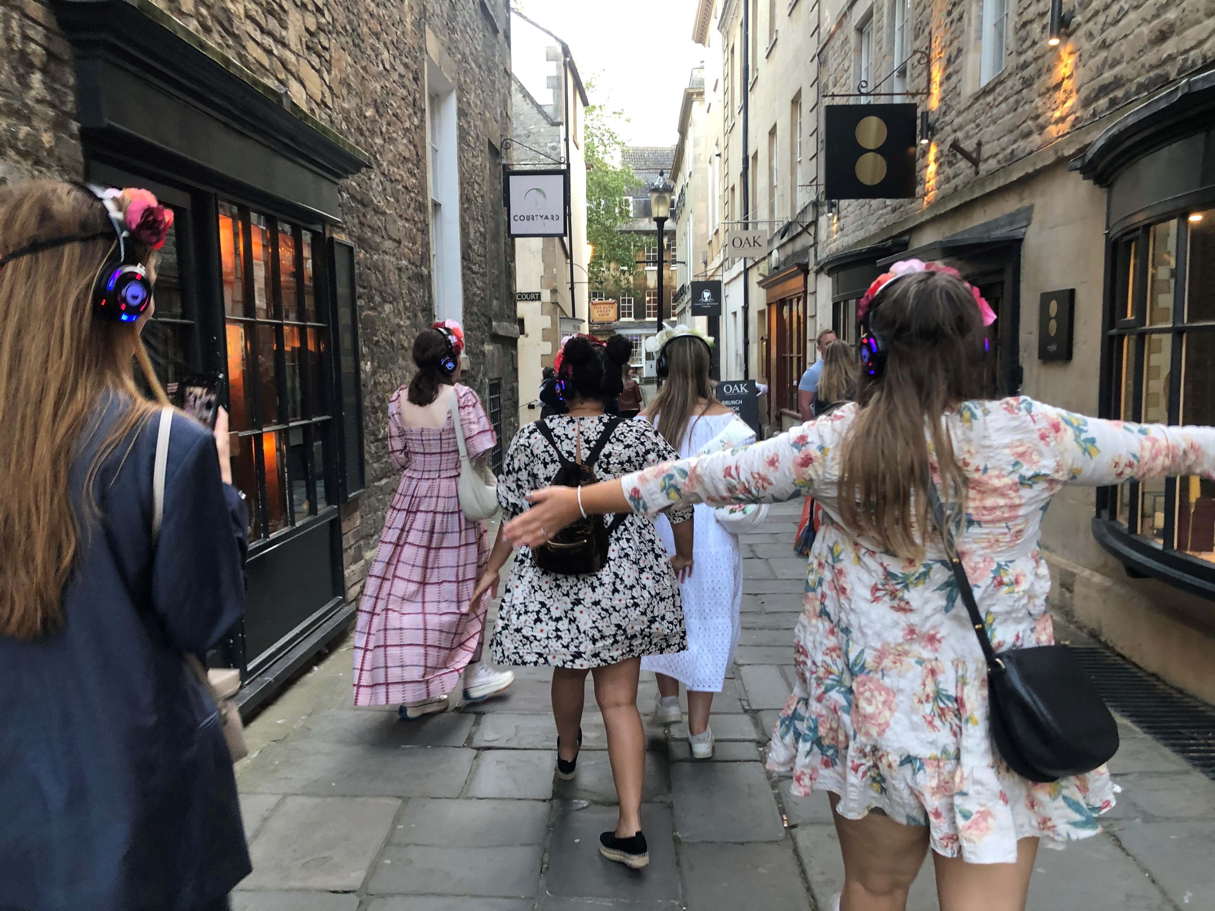Bridgerton Filming Sites Walking Tour in Bath