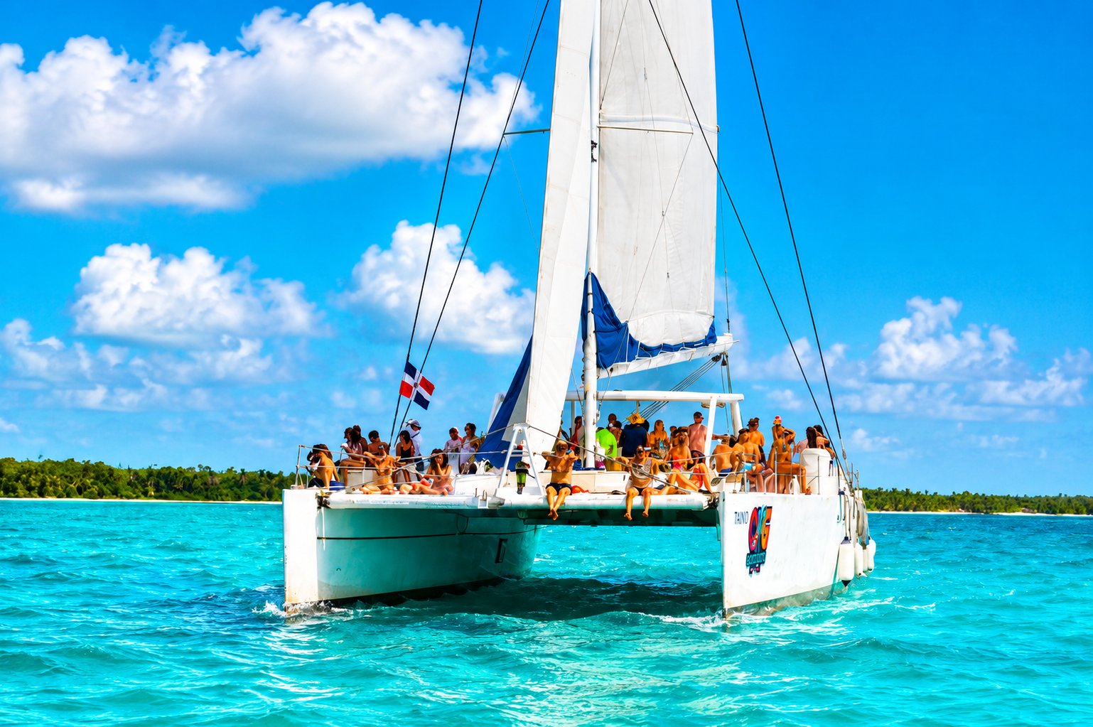 Saona Island Catamaran & Speedboat Expedition
