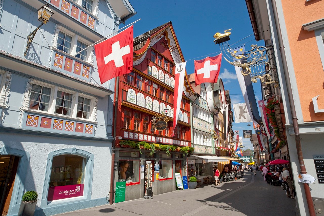 Appenzell Day Trip with Farm Visit & Cheese Tasting
