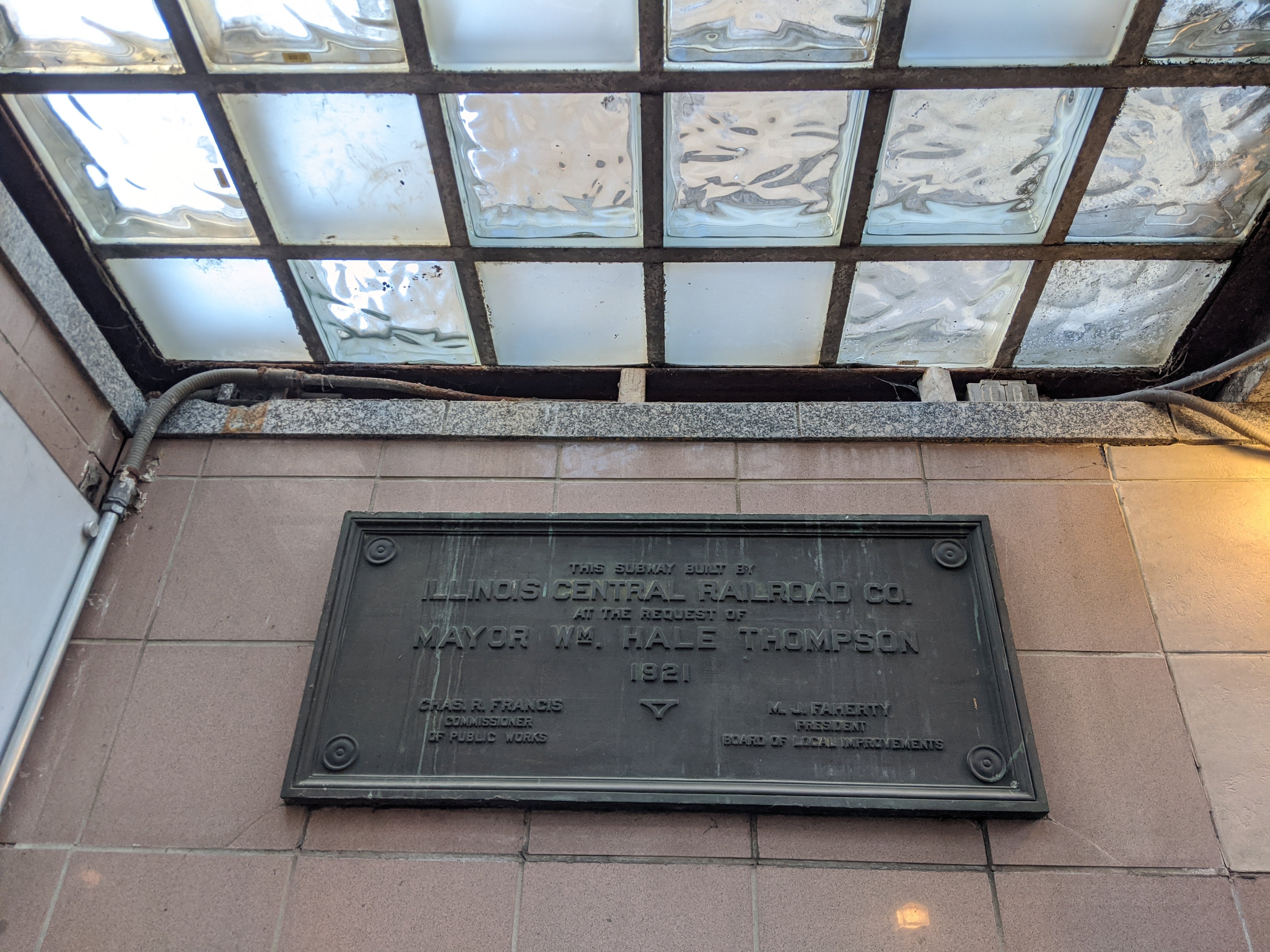 Chicago Underground Pedway & Downtown Secrets Walking Tour
