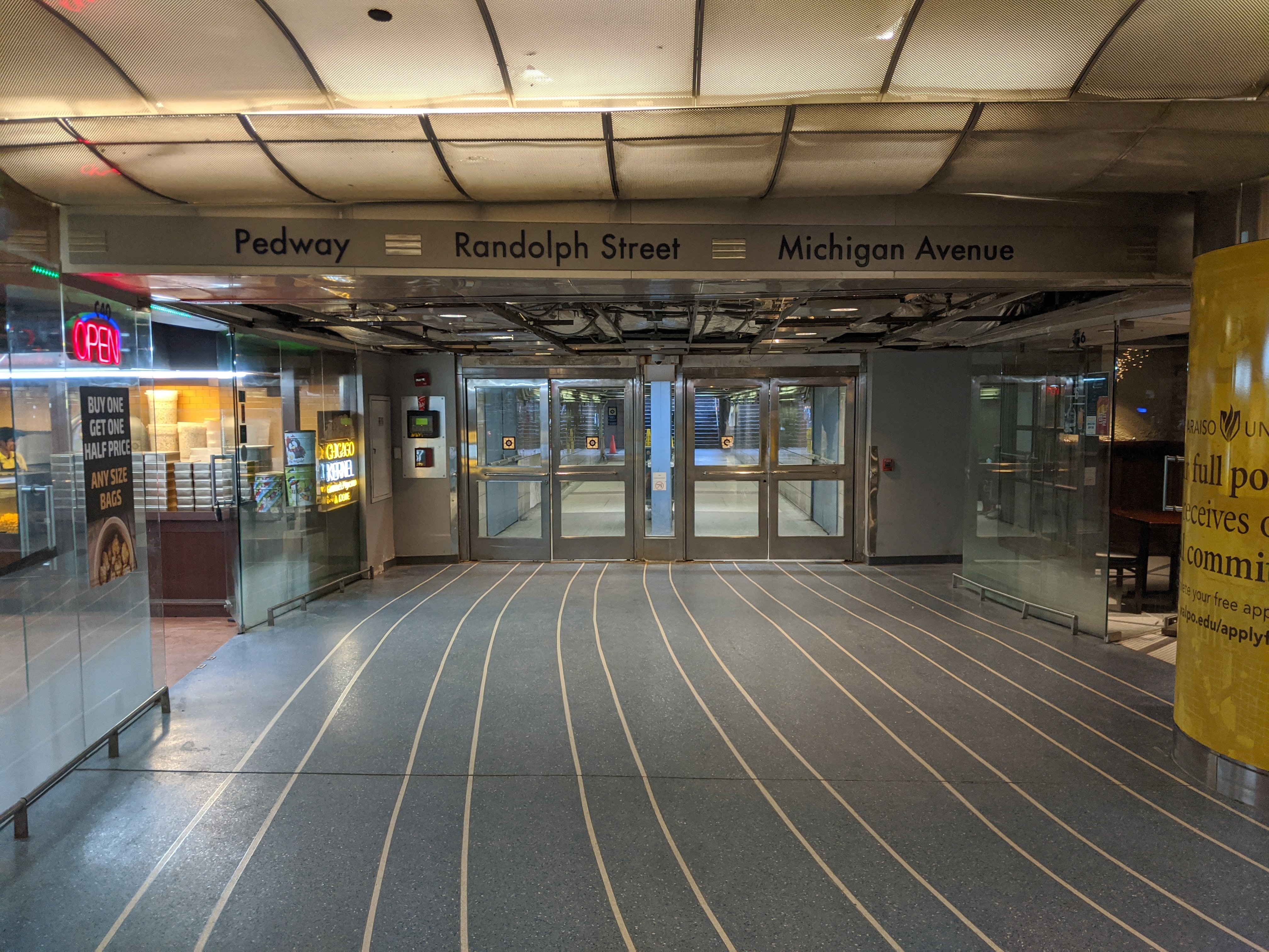 Chicago Underground Pedway & Downtown Secrets Walking Tour