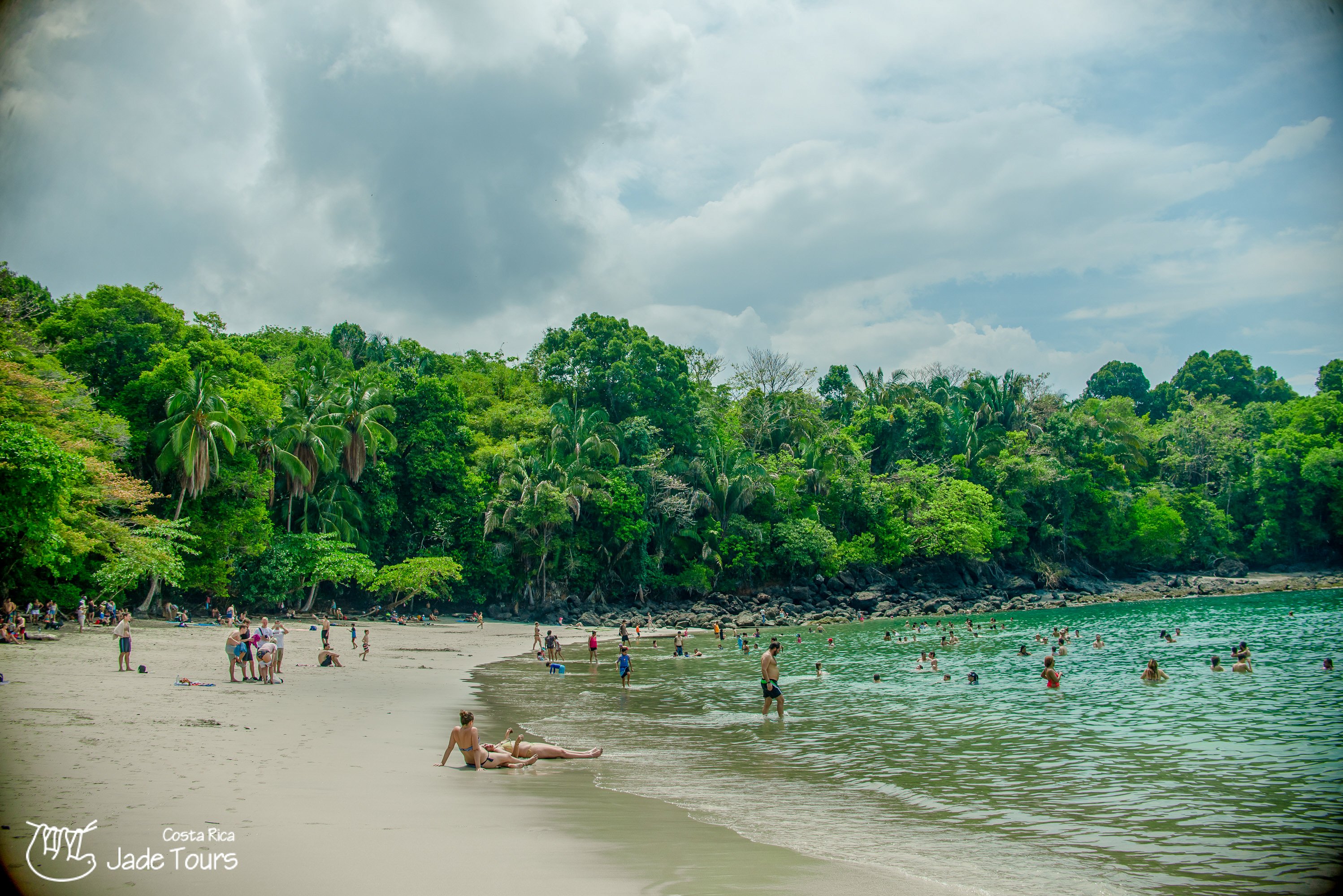 Manuel Antonio National Park: Guided Nature Tour with Entry Ticket