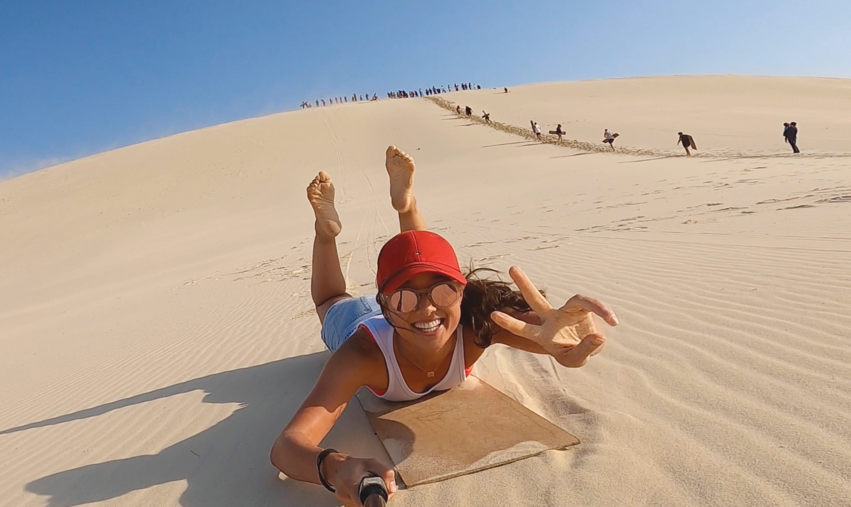 Moreton Island Desert Safari & Dolphin Encounter