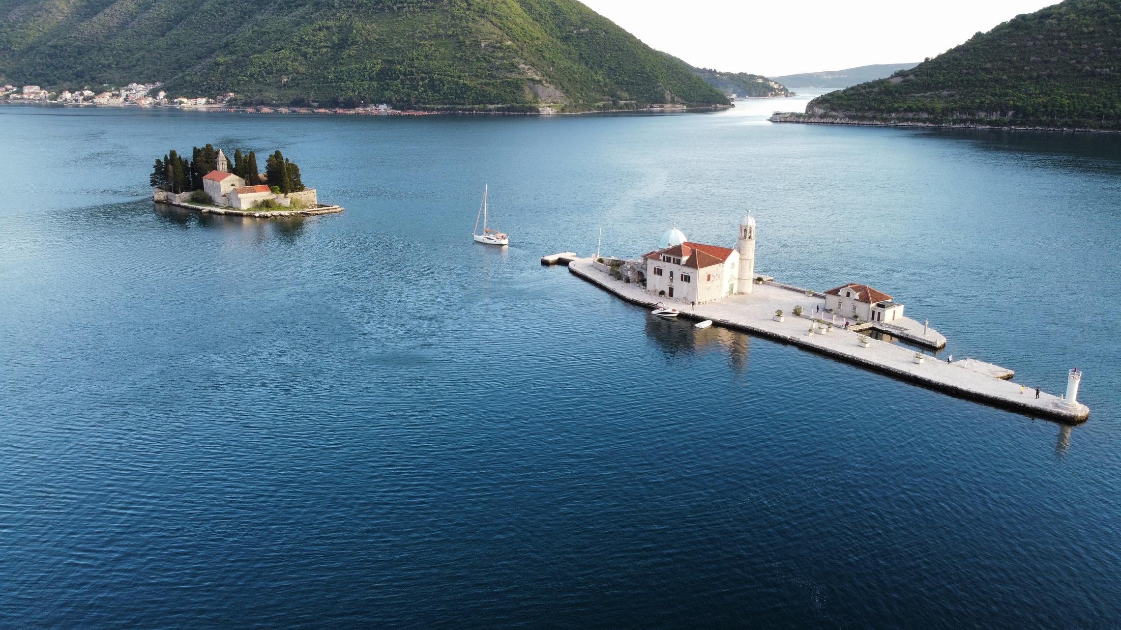Kotor Bay Speedboat Cruise: Blue Cave & Submarine Tunnels