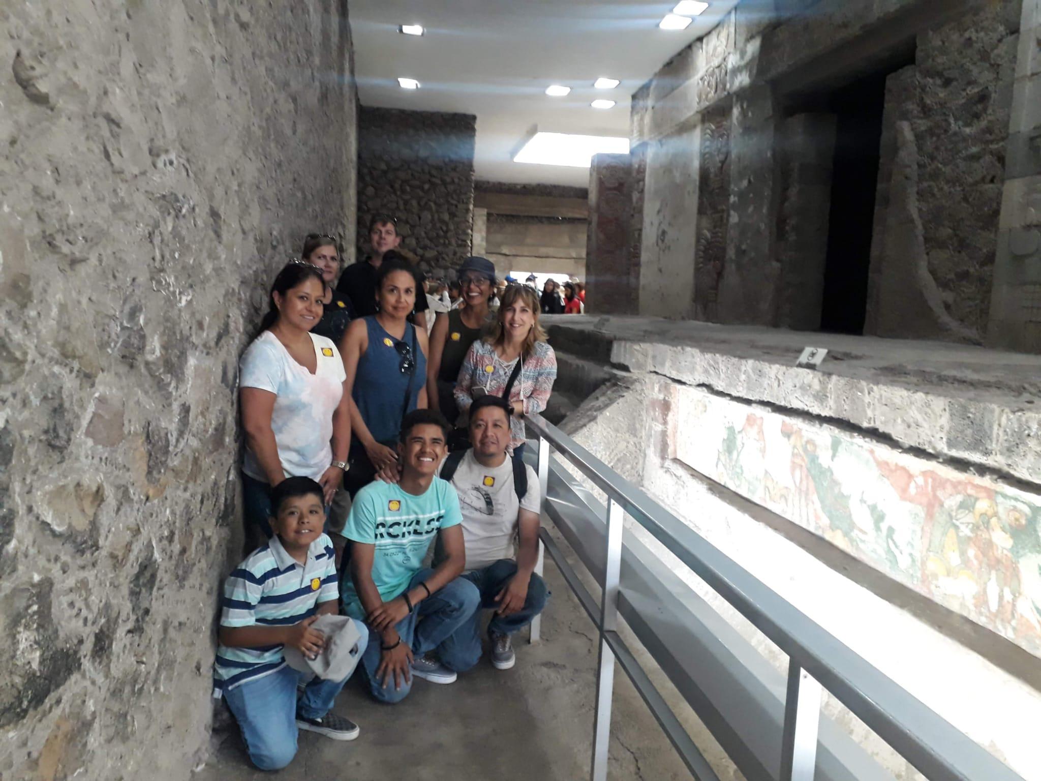 Private Teotihuacan & Basilica of Guadalupe Tour with Lunch