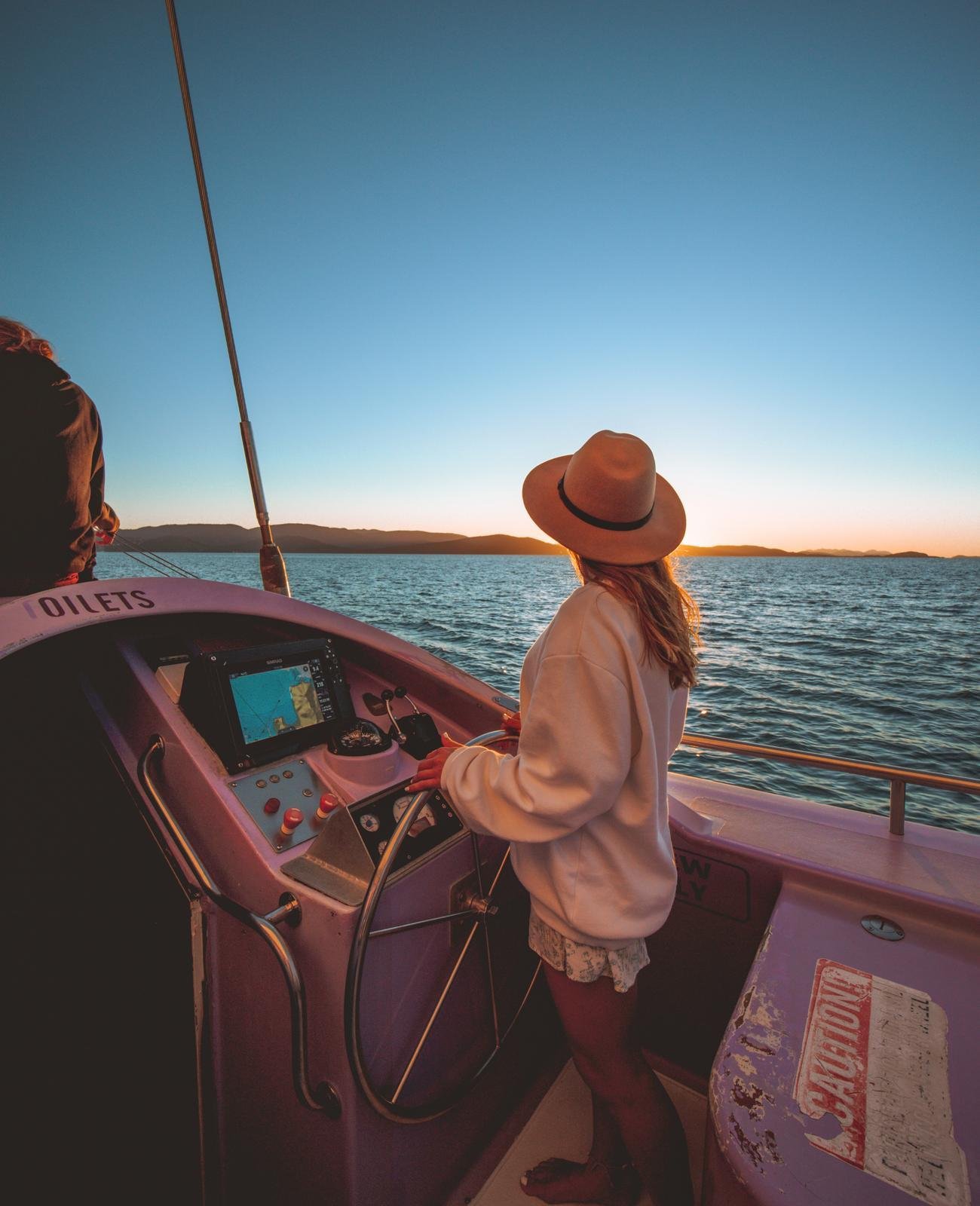 Whitsundays Full-Day Sailing on Camira Catamaran from Airlie Beach