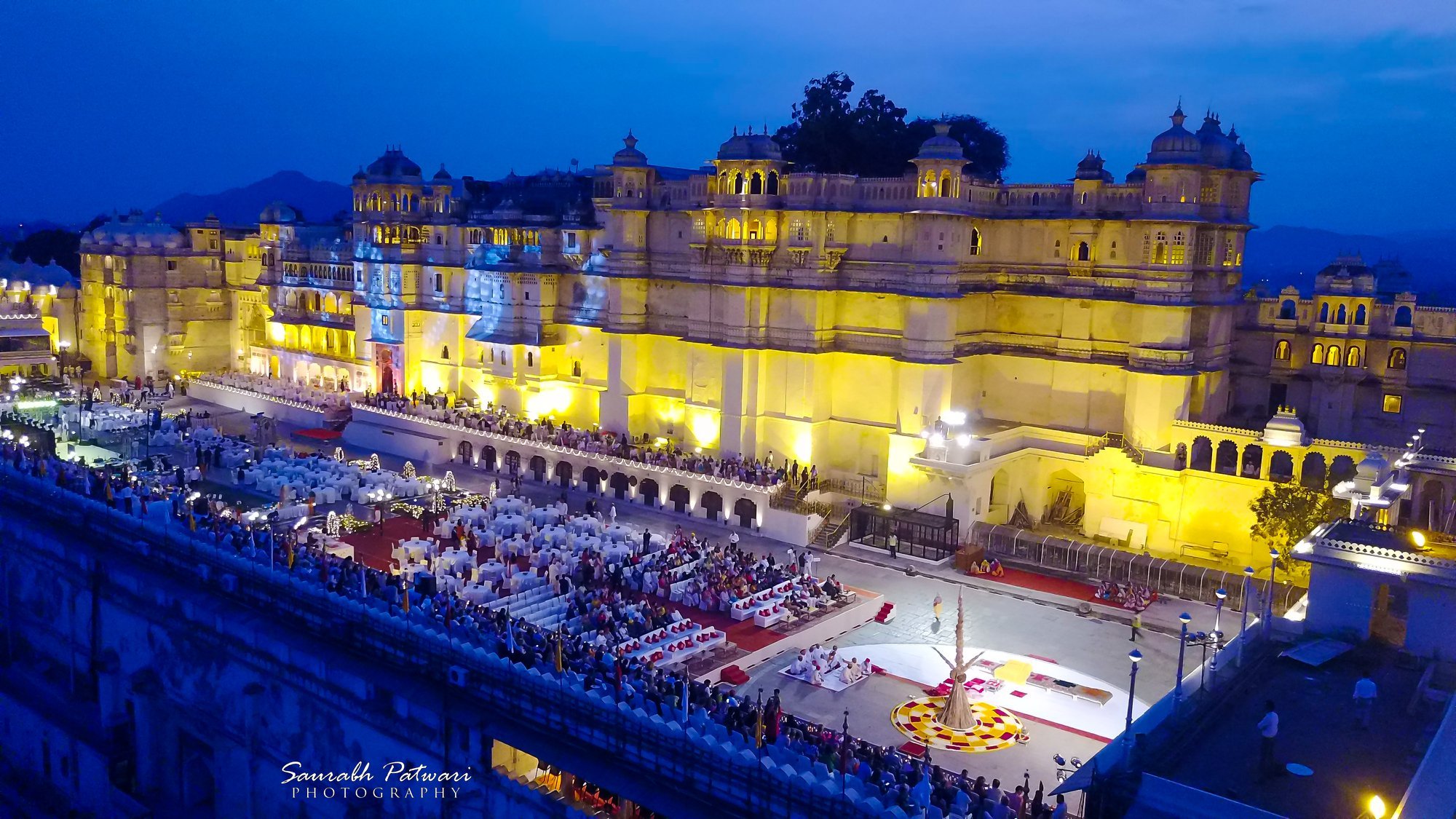 Udaipur Palace & Lake Pichola Boat Adventure