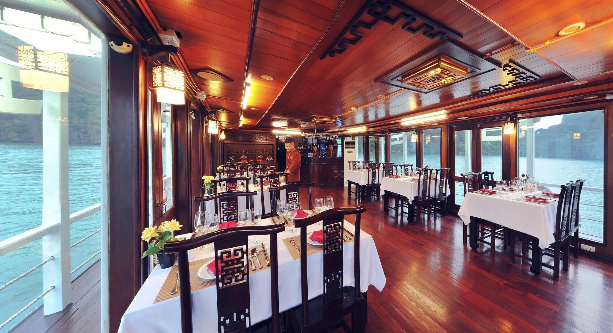 Ha Long & Bai Tu Long Bay 2-Day Overnight Cruise from Hanoi