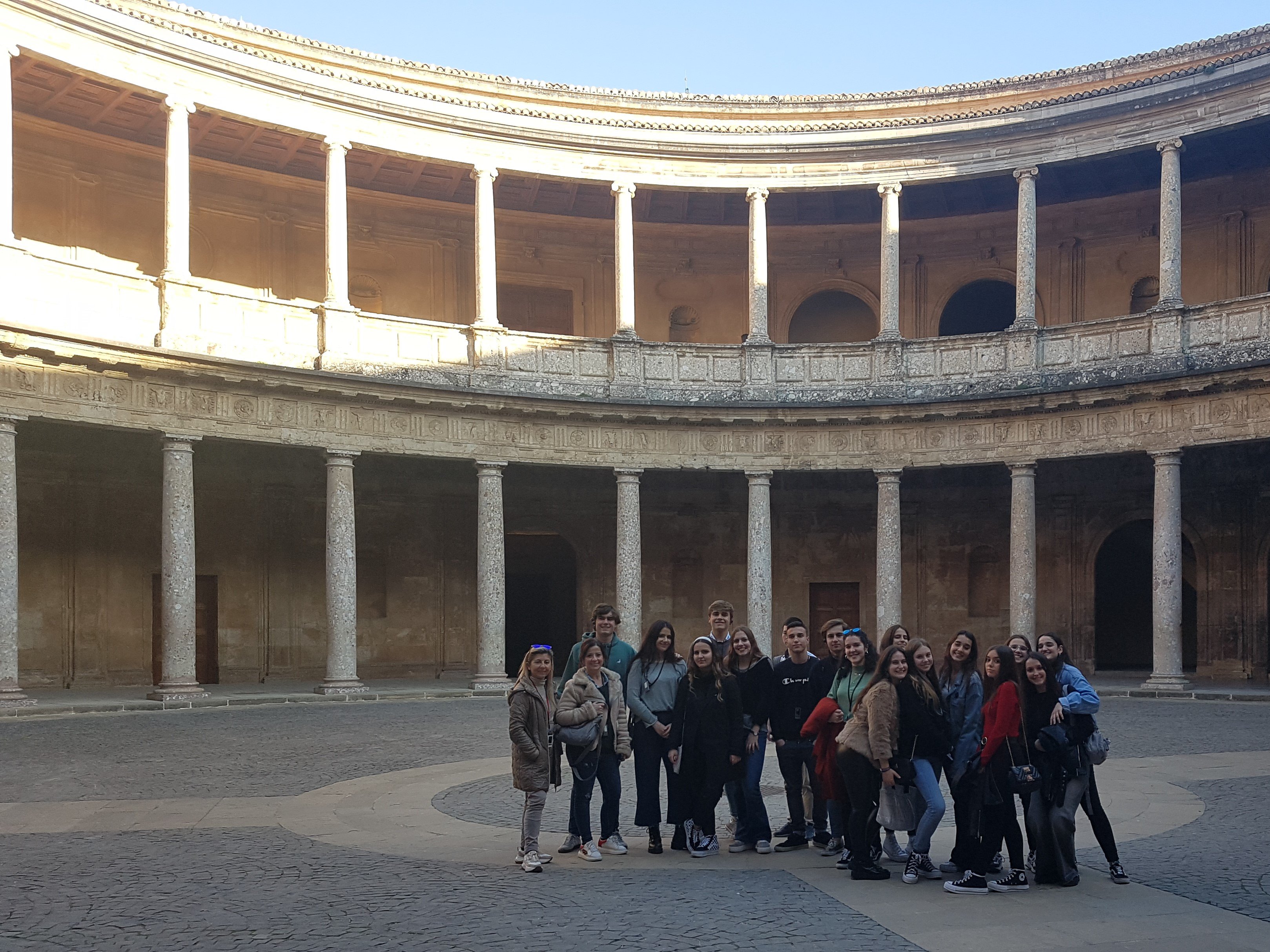 Granada: Alhambra, Nasrid Palaces, & Generalife Guided Tour