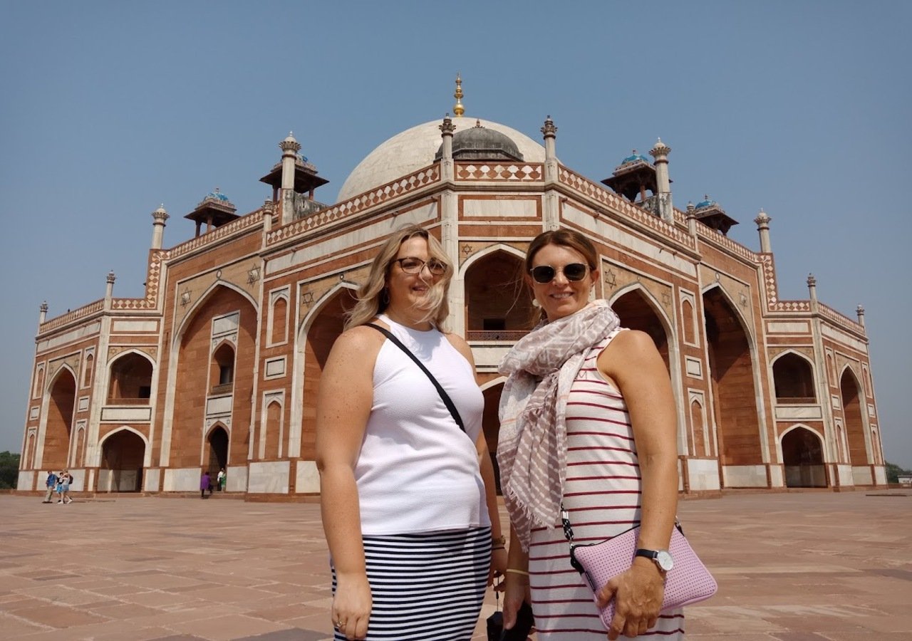 Private Full-Day Delhi Discovery: Old & New City Tour