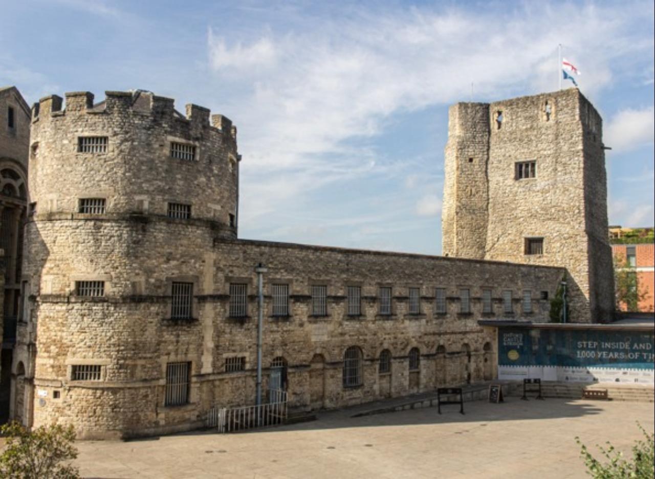 Oxford Castle & Prison: Costumed Guided Tour