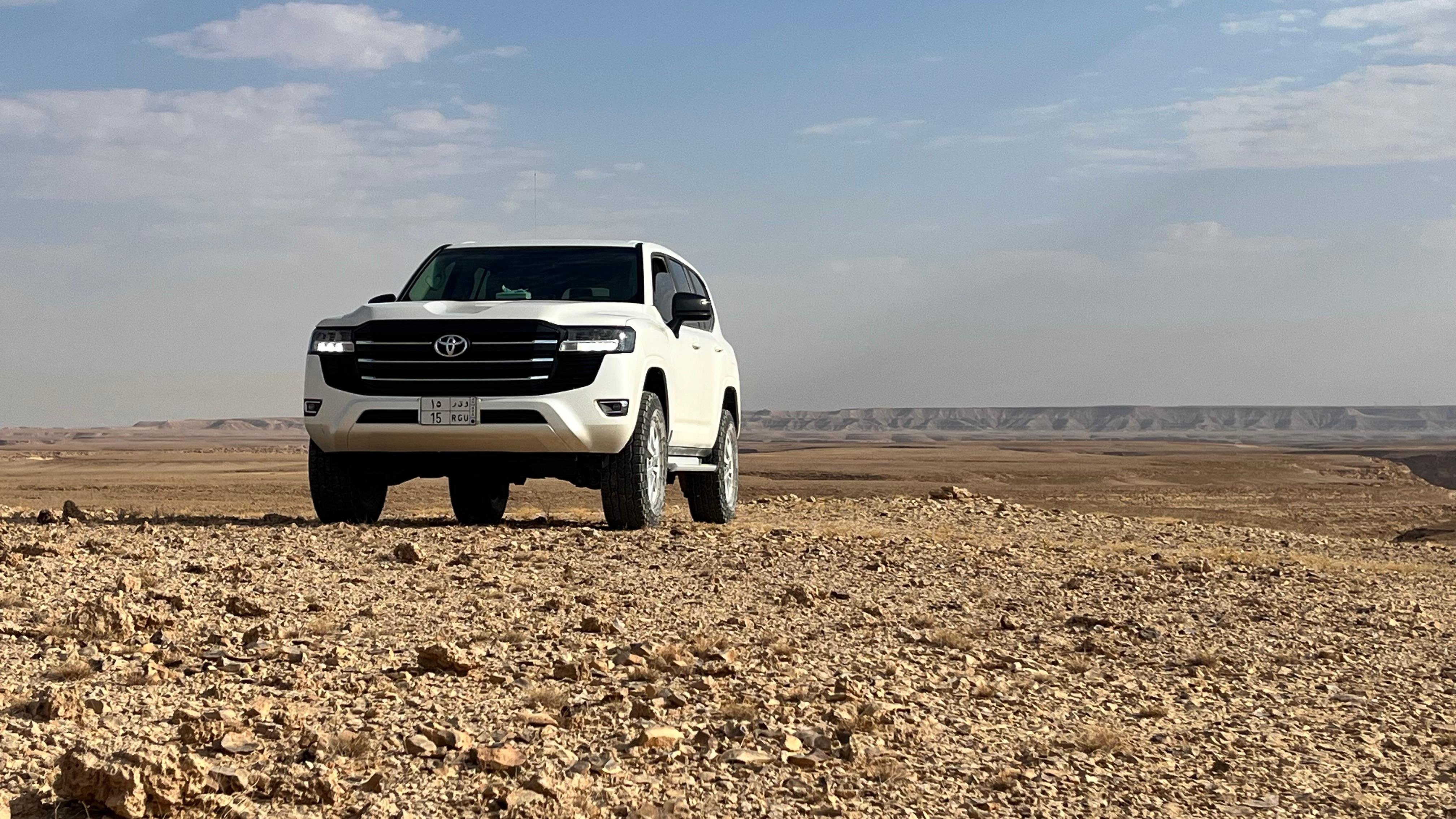 Edge of the World & Darb Al-Manjoor Desert Expedition