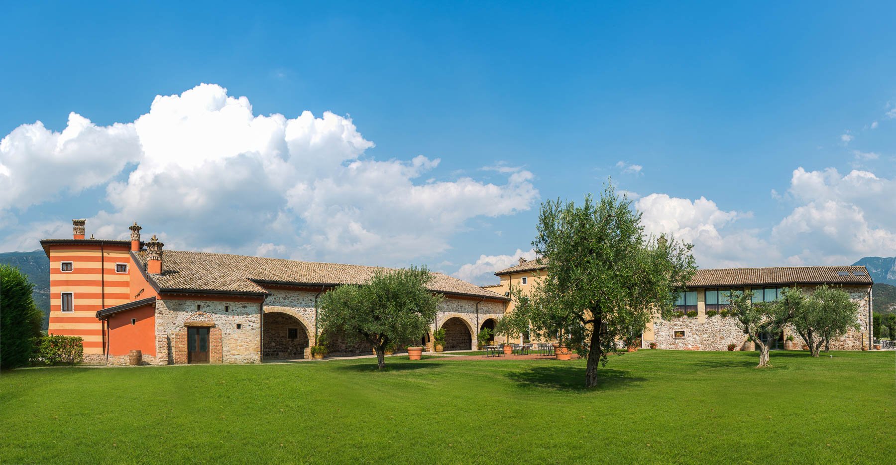 Garda Hills Wine Estate Tour with Tasting
