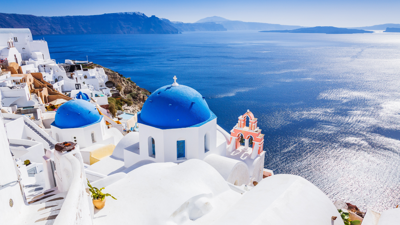 Santorini day trip from Crete — Oia and Fira caldera views — image 7