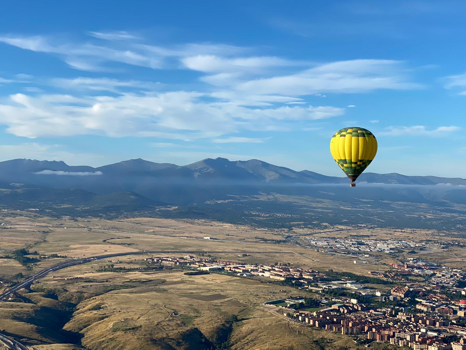 Segovia Hot Air Balloon Flight with Picnic
