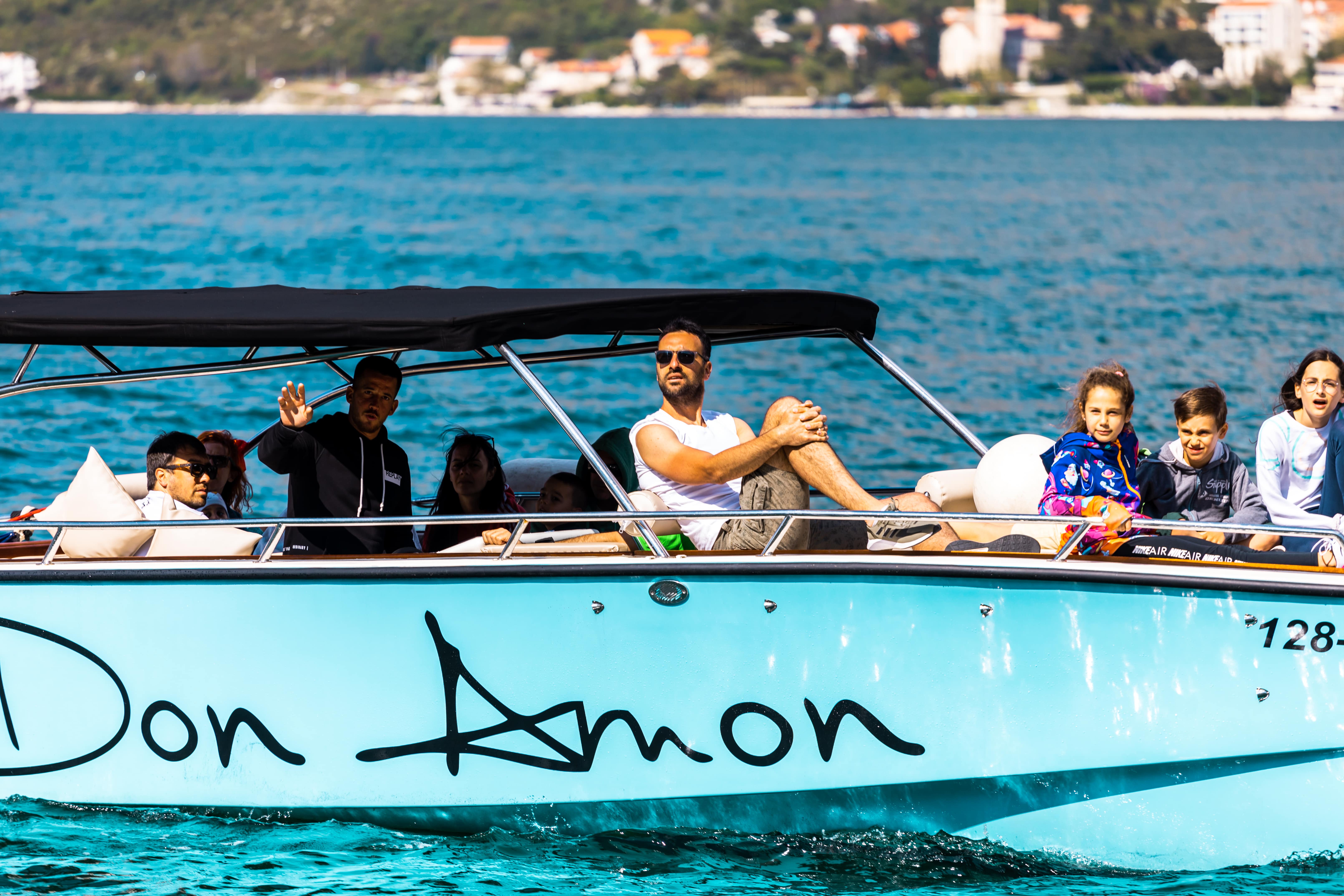 Kotor: Private VIP Speedboat Charter to Blue Cave