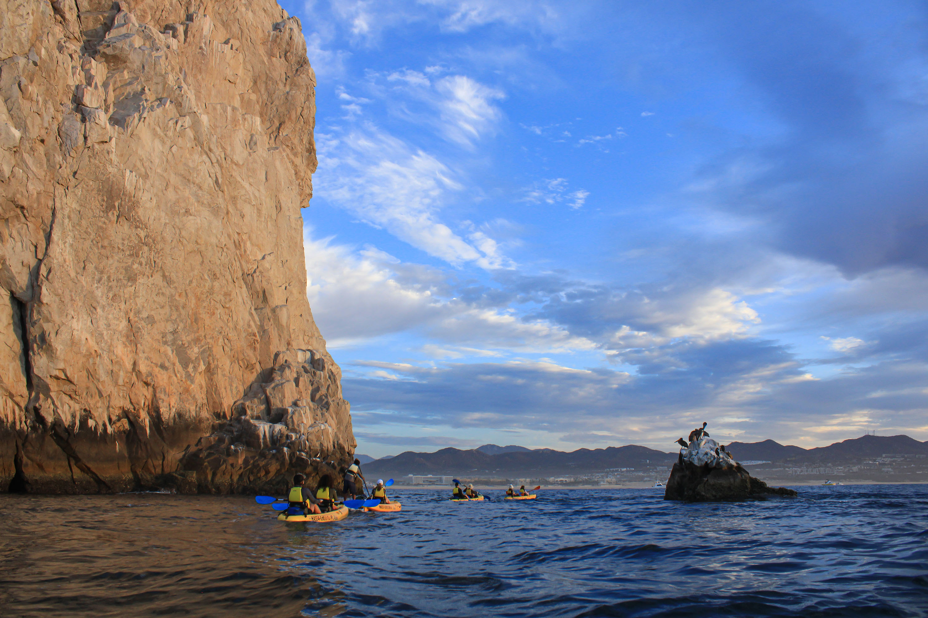 Los Cabos Sunrise Kayak to The Arch, Snorkel & Hotel Transfer